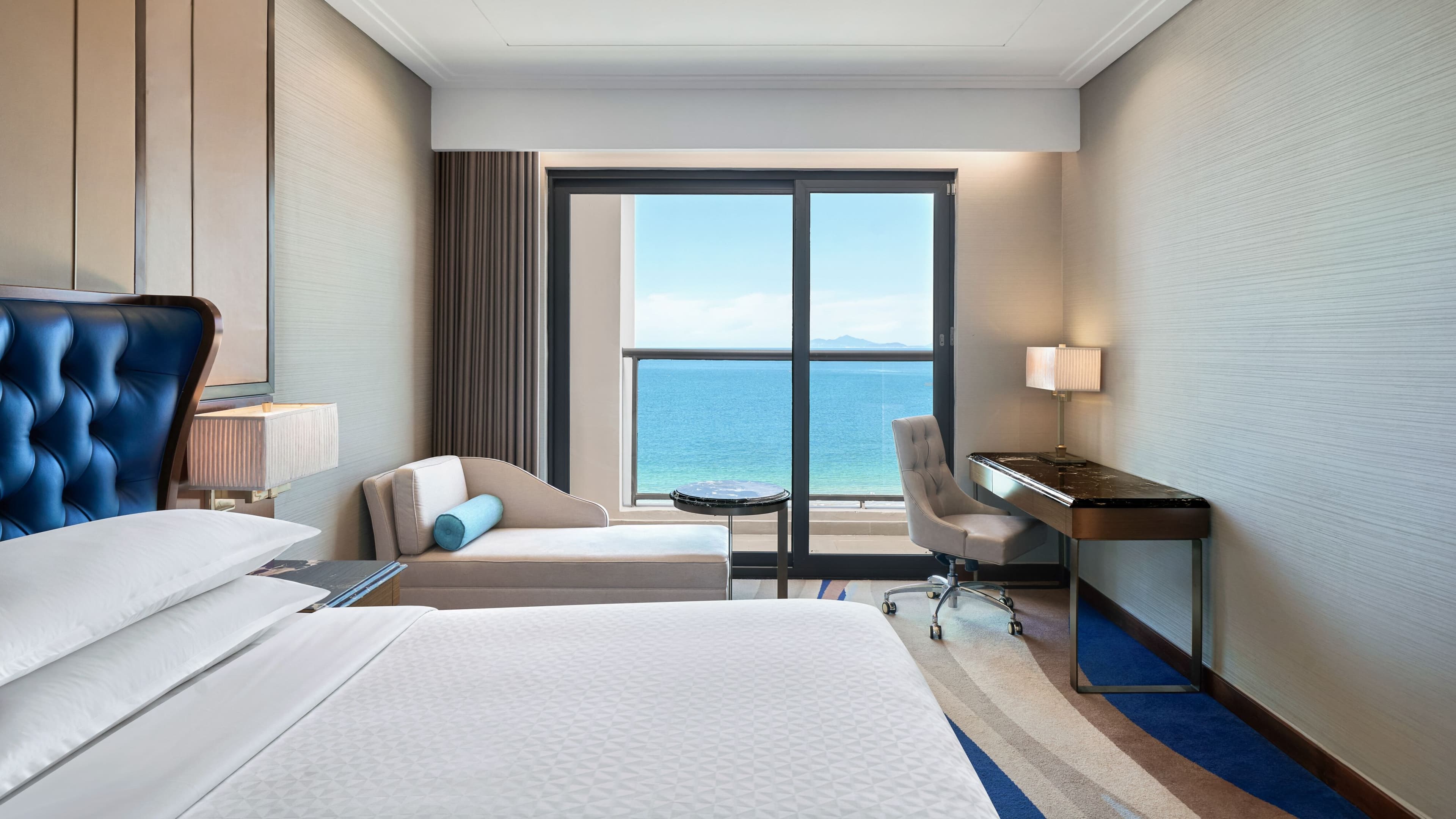 Four Points by Sheraton Danang — 15