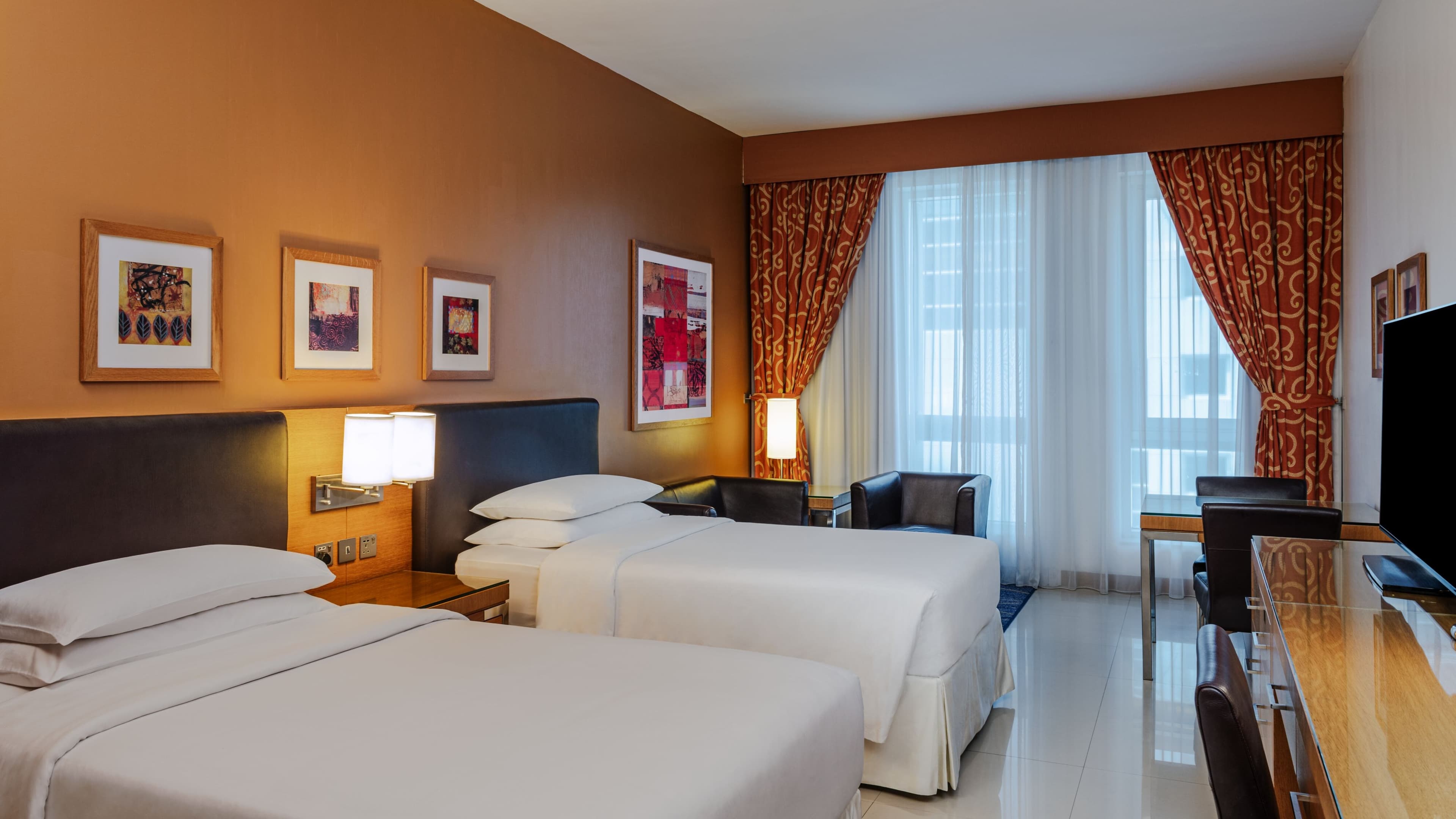 Four Points by Sheraton Bur Dubai — 38