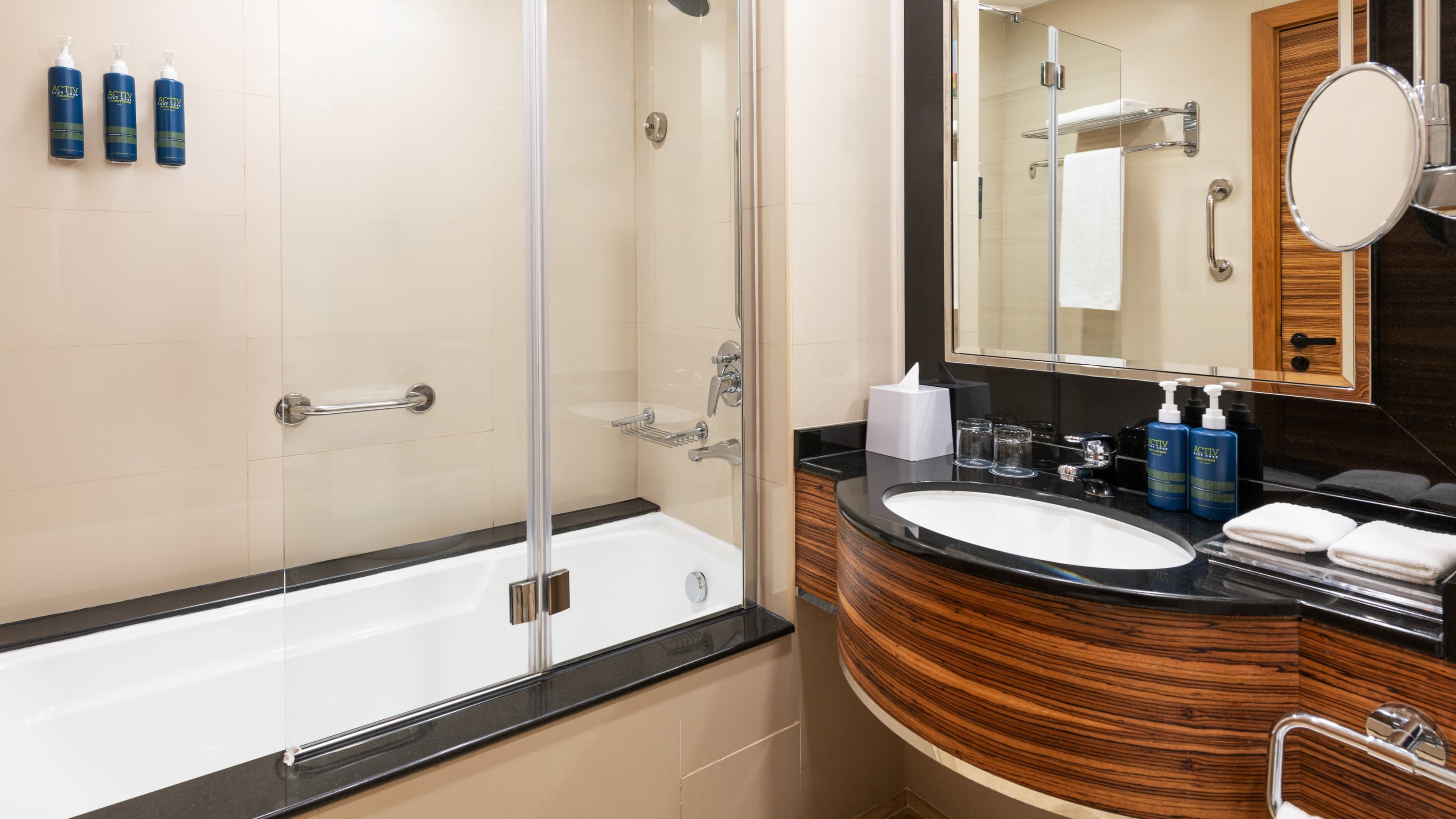 Four Points by Sheraton Bur Dubai — 26
