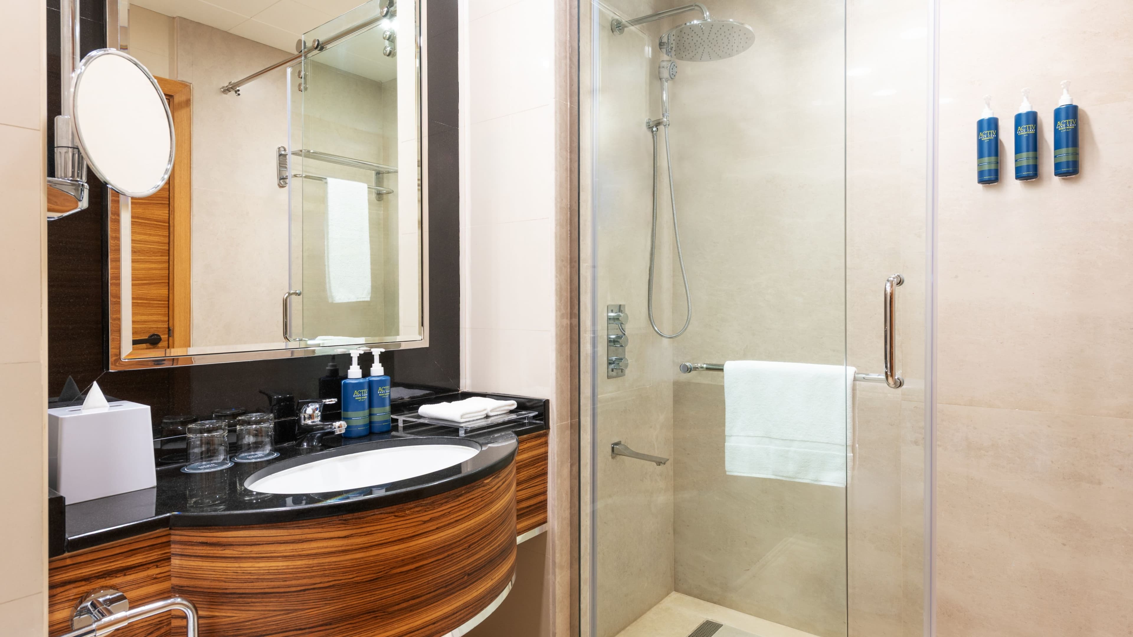 Four Points by Sheraton Bur Dubai — 25