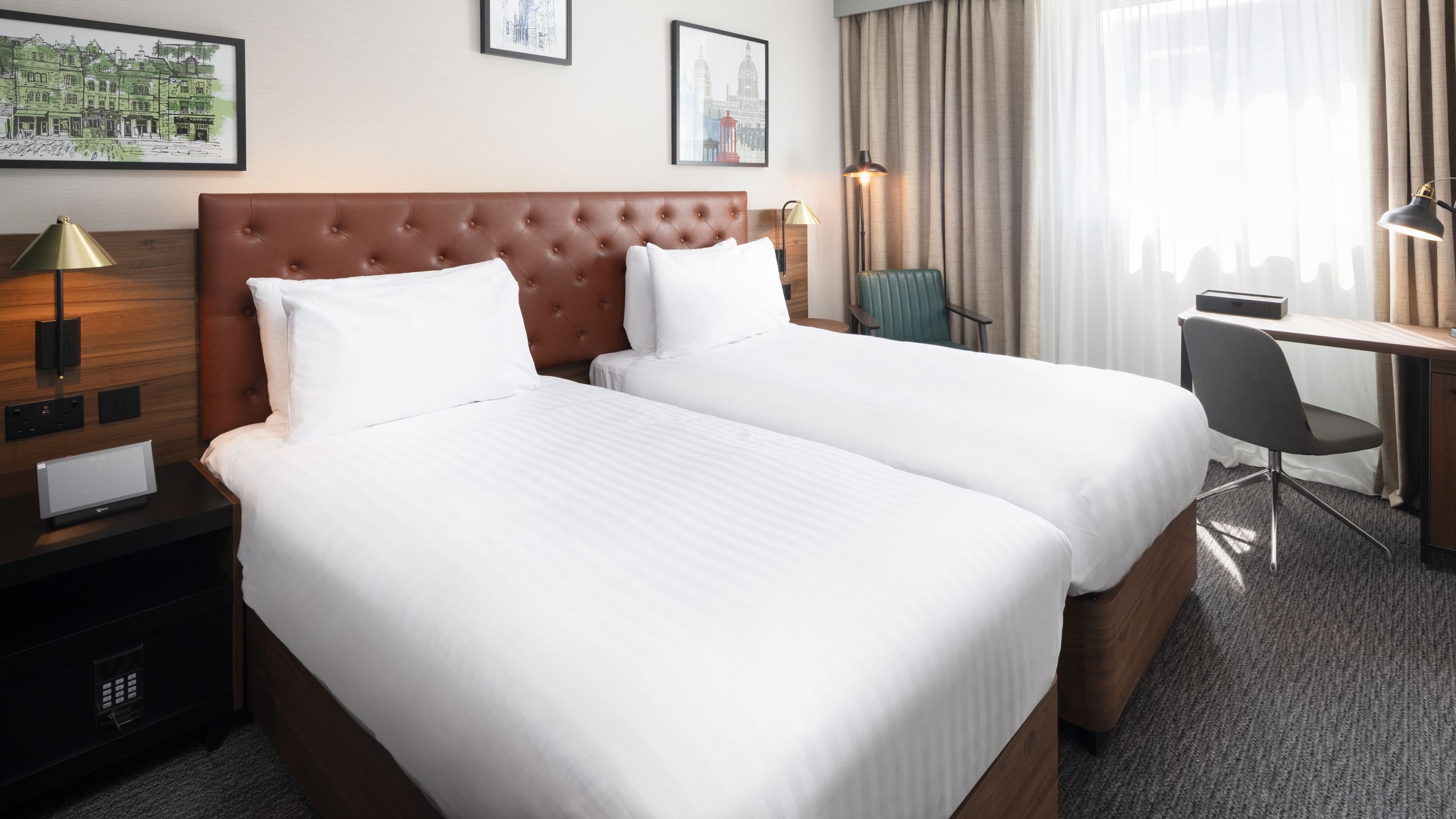 Four Points by Sheraton Edinburgh — 10