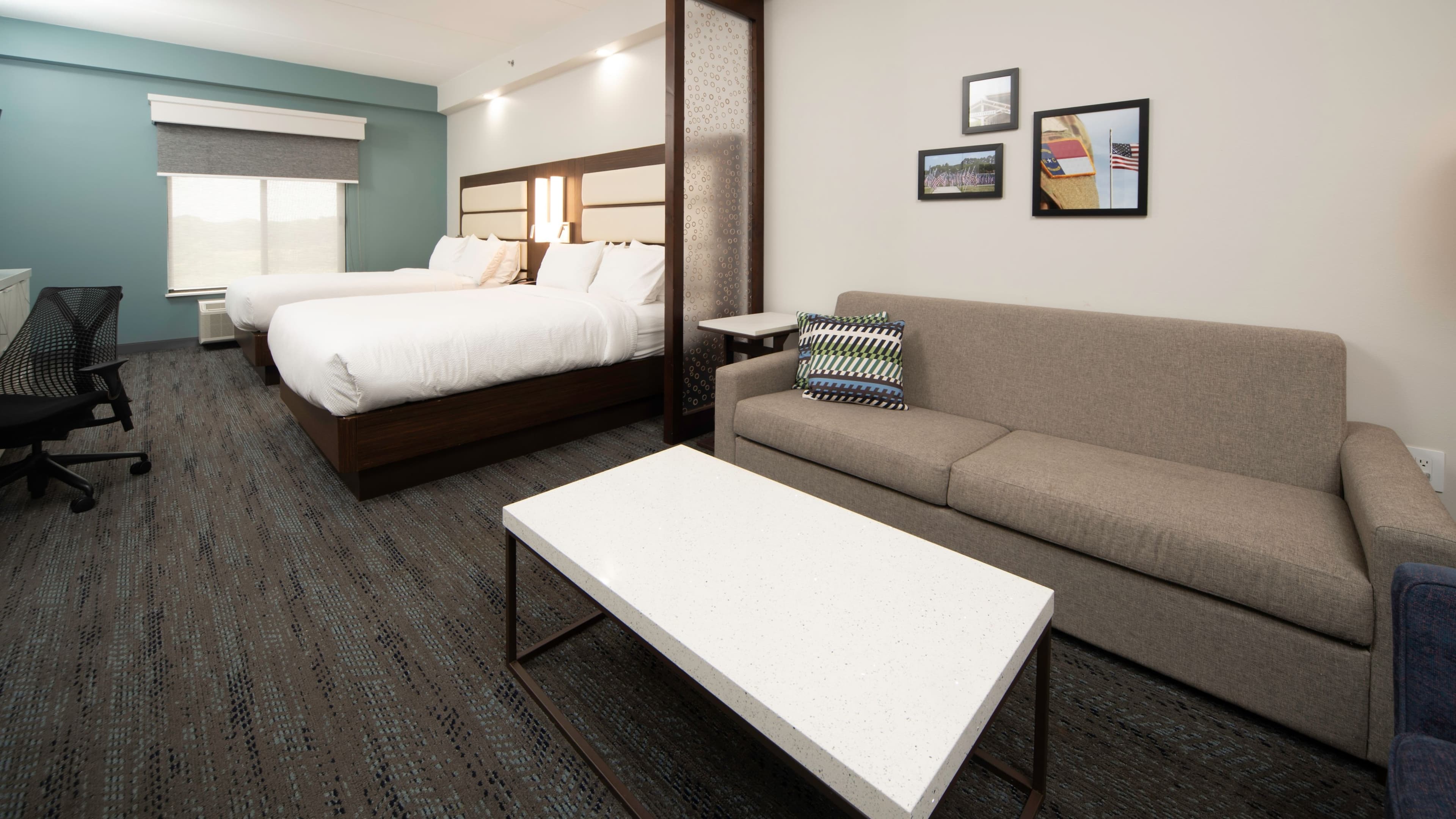 Four Points by Sheraton Fayetteville Fort Liberty - Image 2