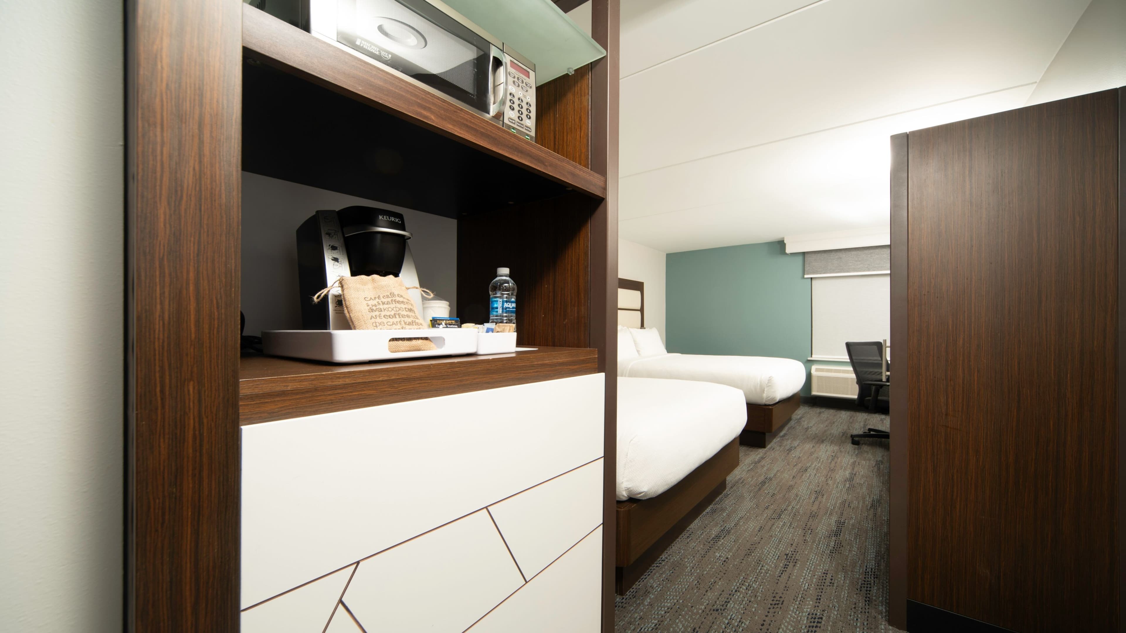 Four Points by Sheraton Fayetteville Fort Liberty — 14