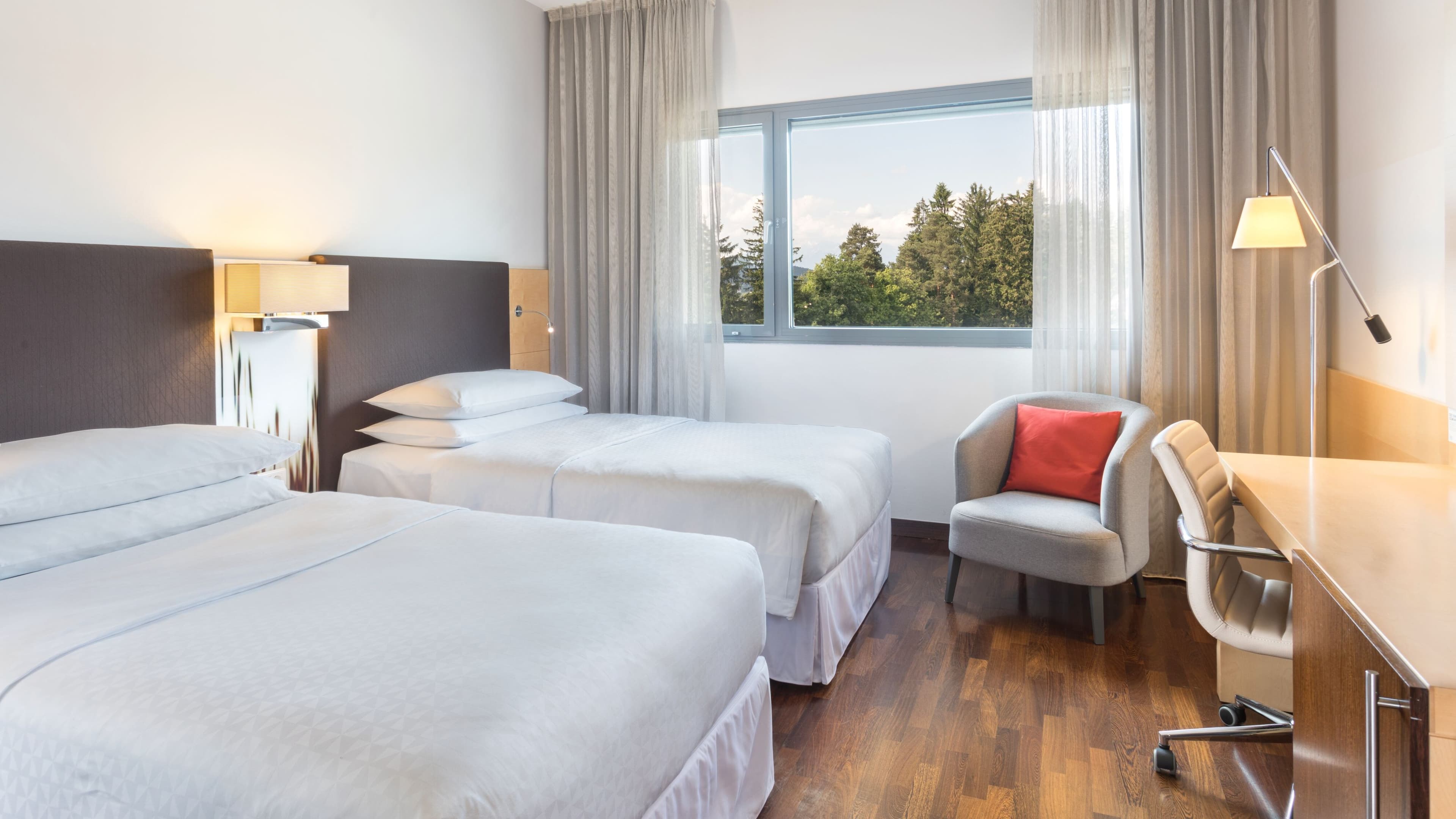 Four Points by Sheraton Ljubljana Mons — 10
