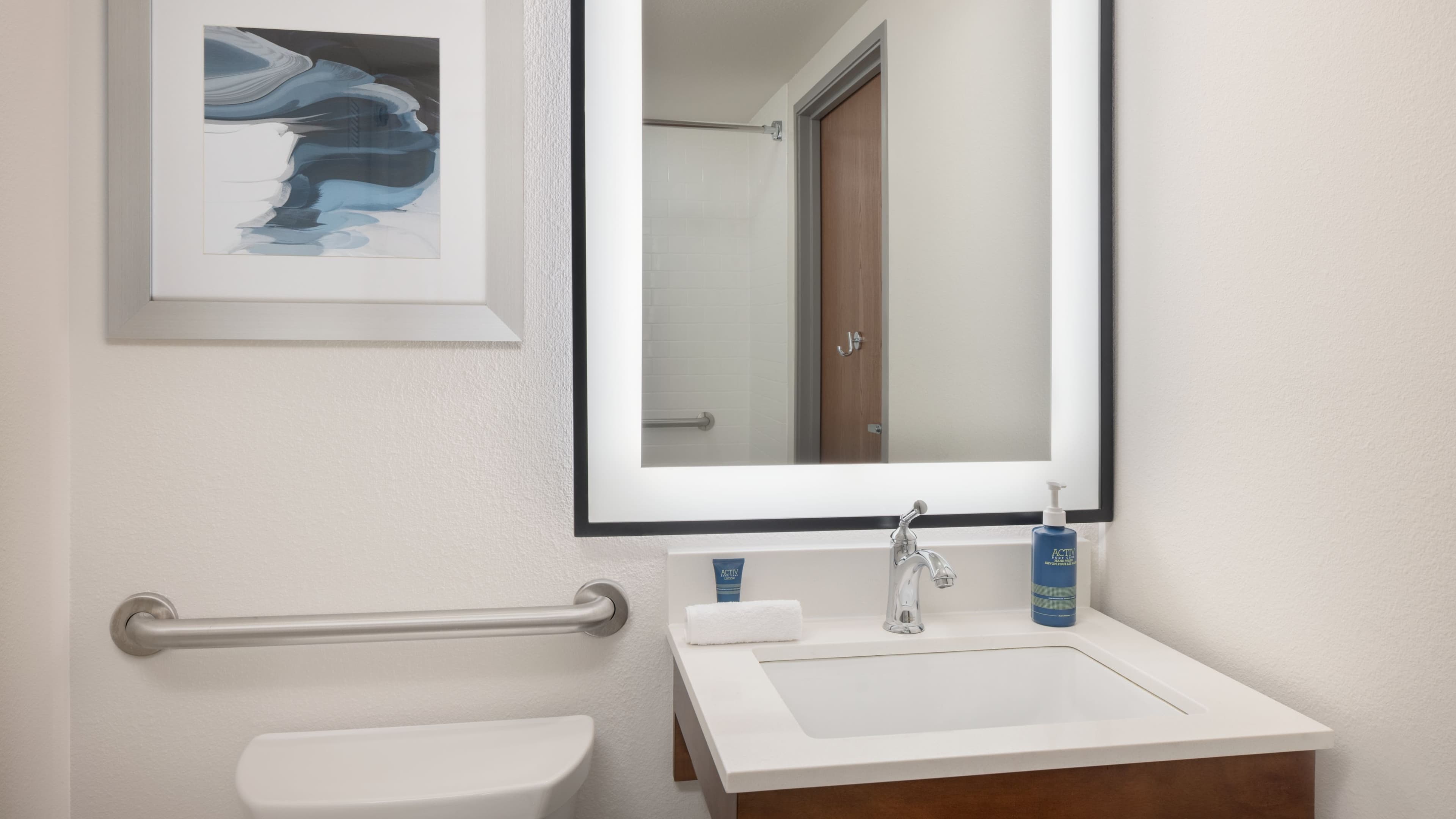 Four Points by Sheraton Saginaw - Image 4