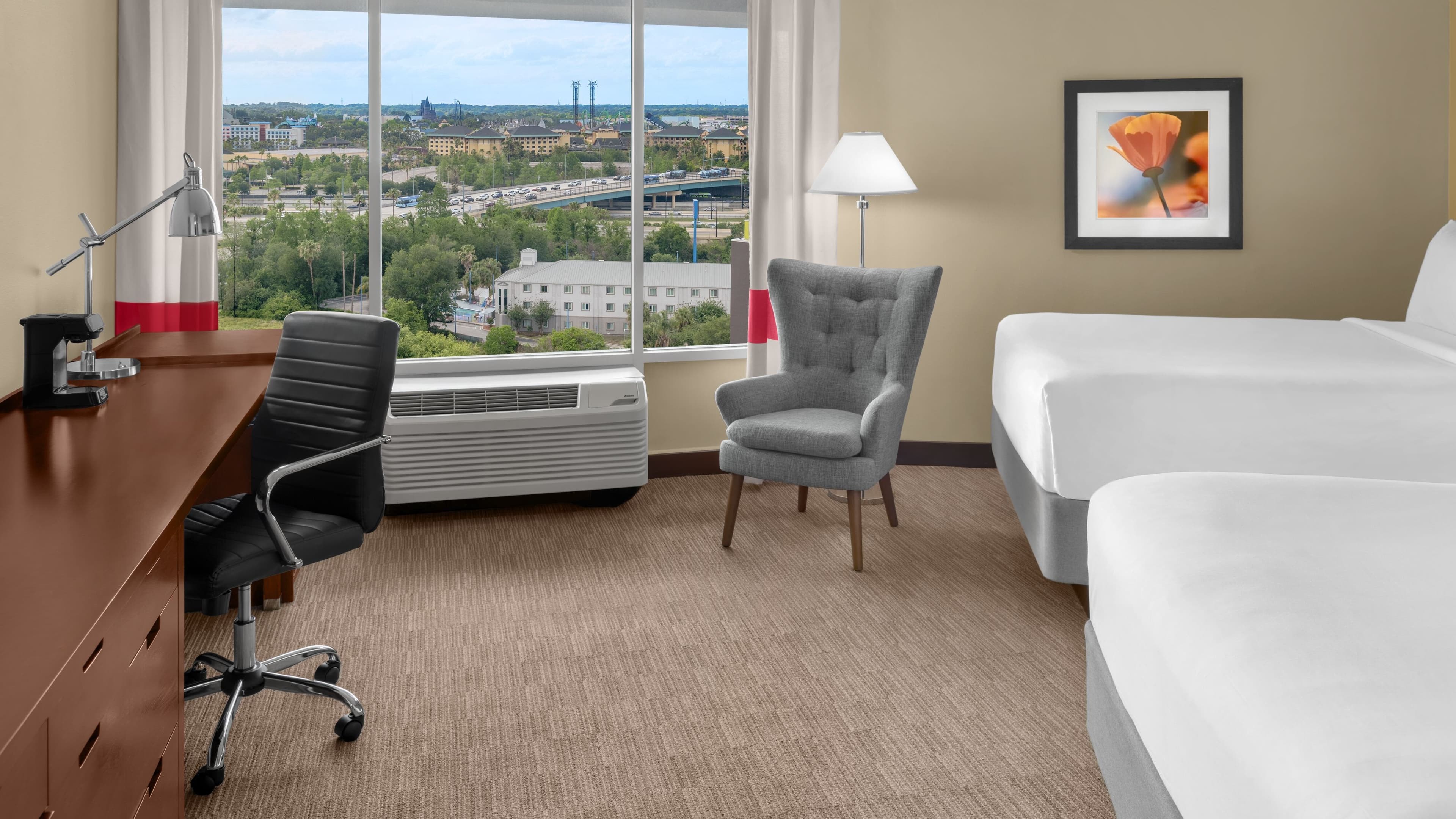 Four Points by Sheraton Orlando International Drive — 11