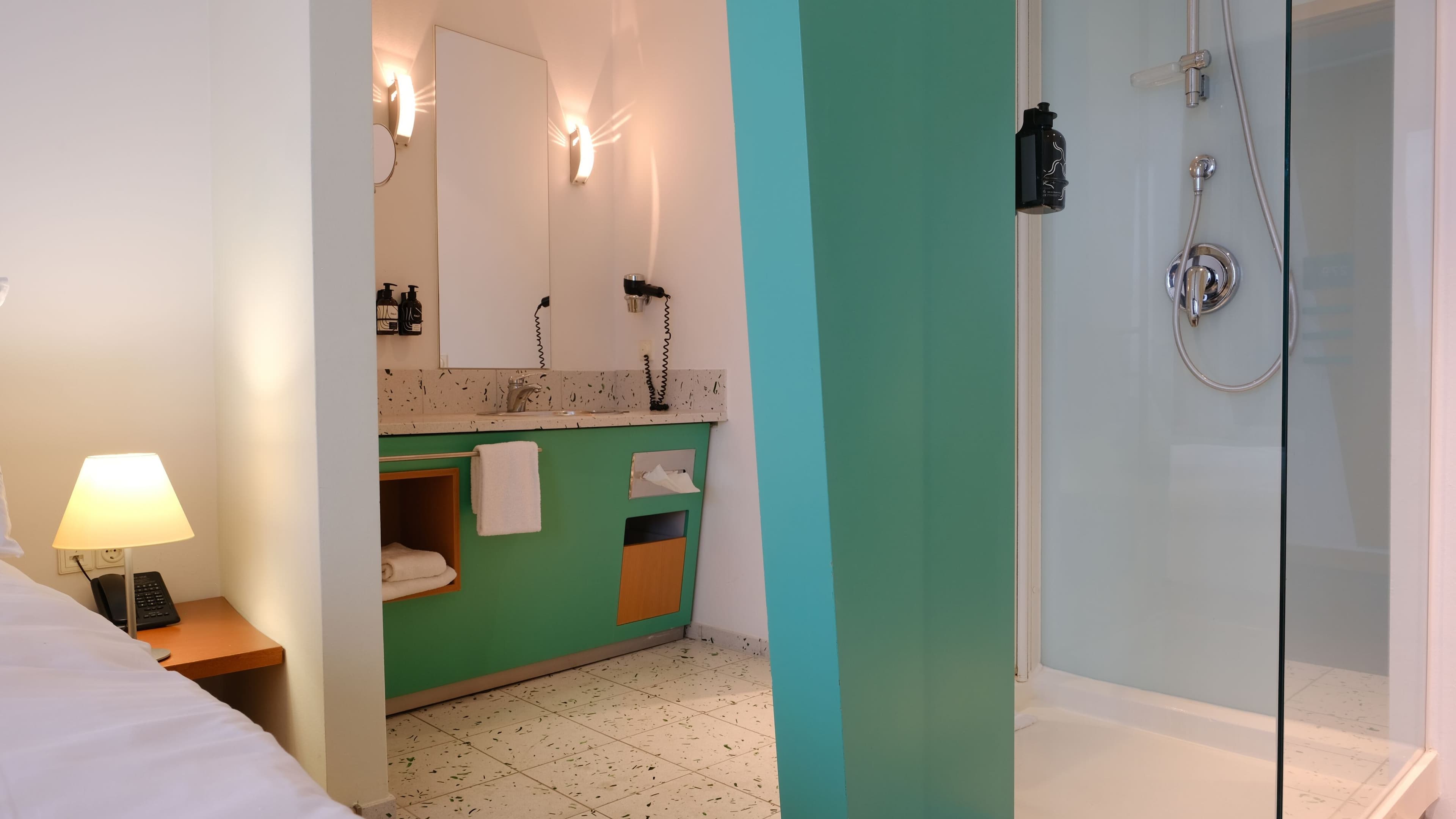 Standard - Image 3