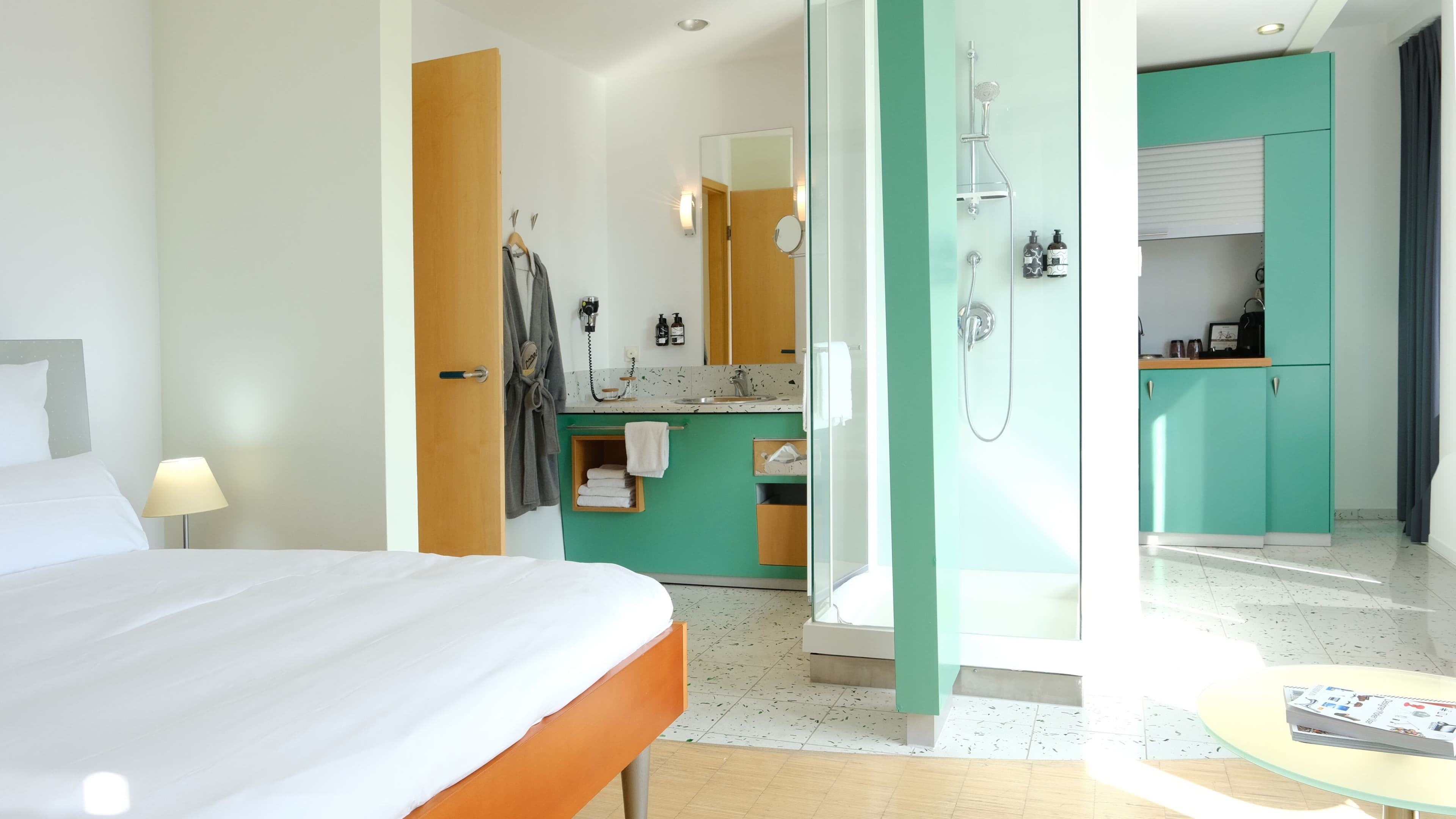 FOUR Munich Neue Messe - Image 5