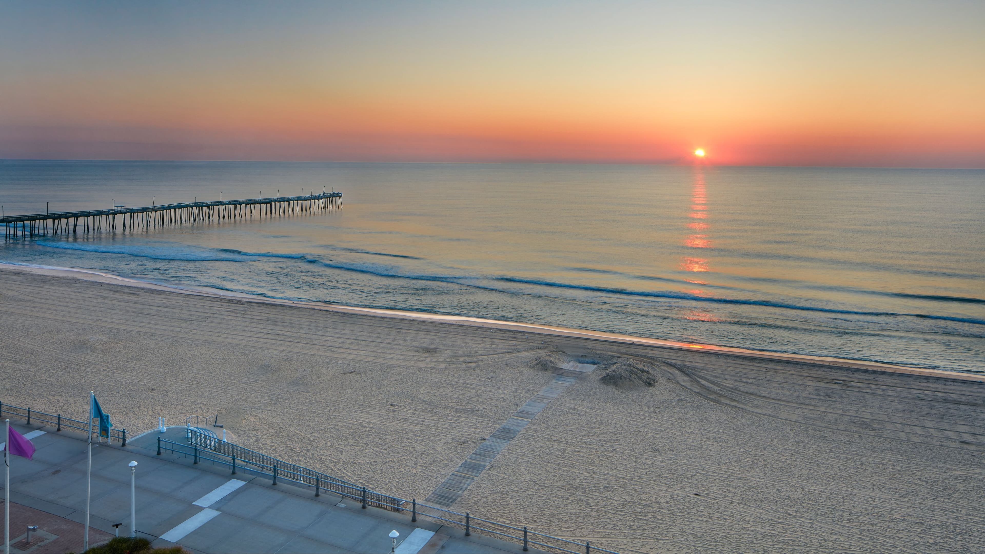 Four Points by Sheraton Virginia Beach Oceanfront - Image 4