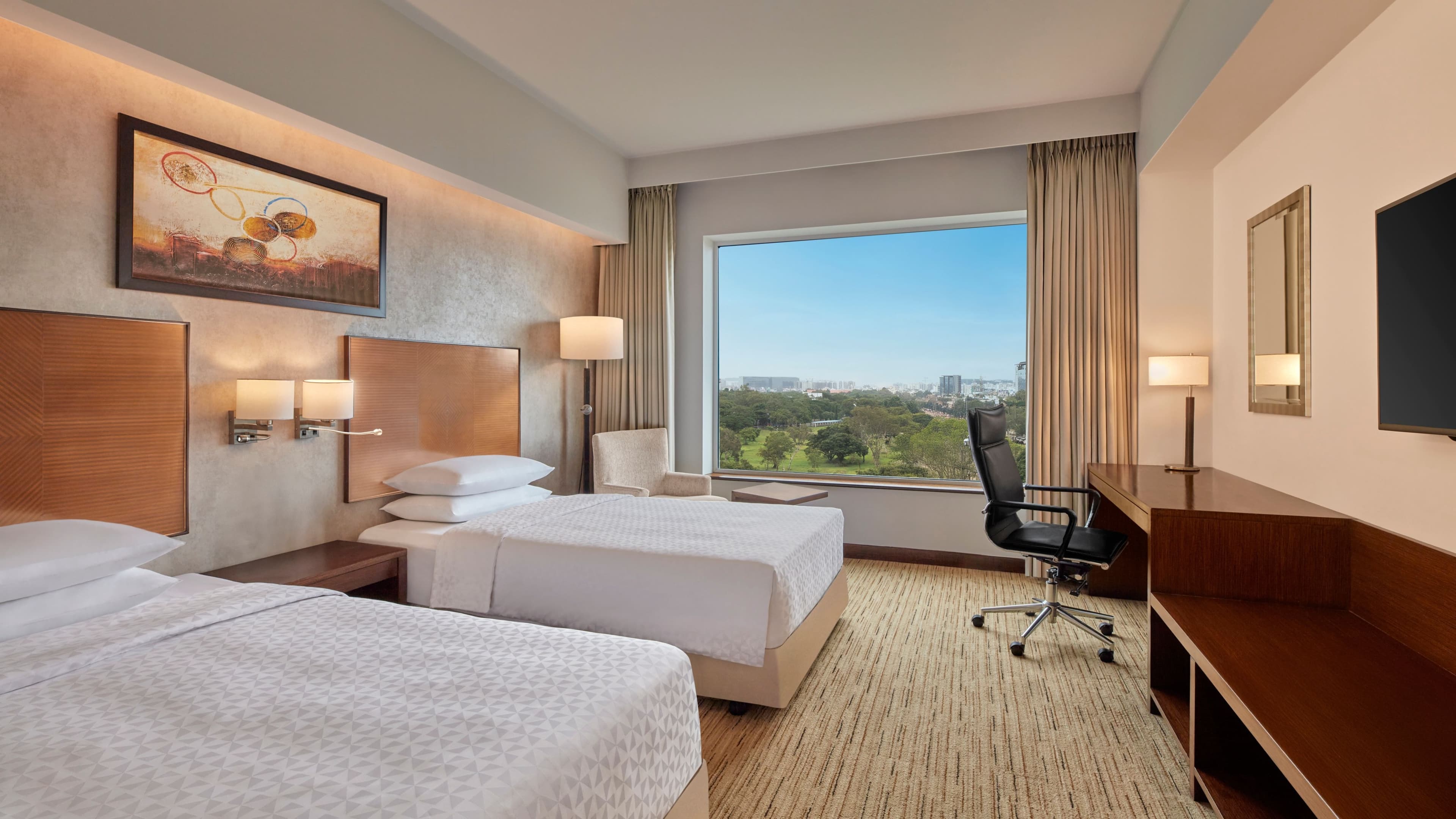 Four Points by Sheraton Hotel & Serviced Apartments, Pune - Image 5