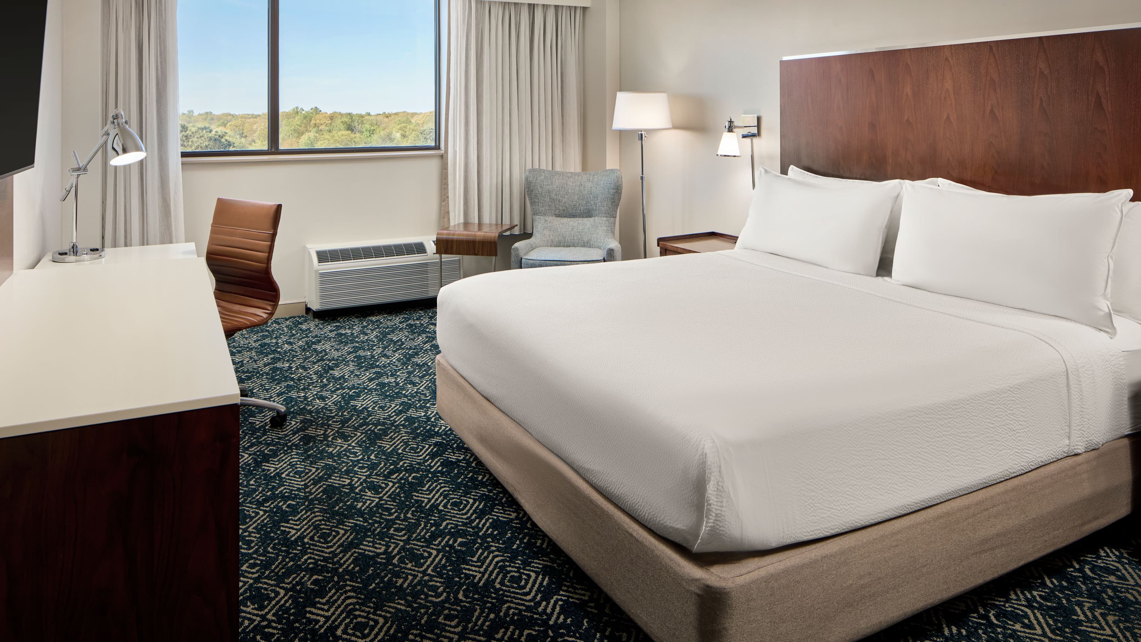 Four Points by Sheraton Richmond — 11