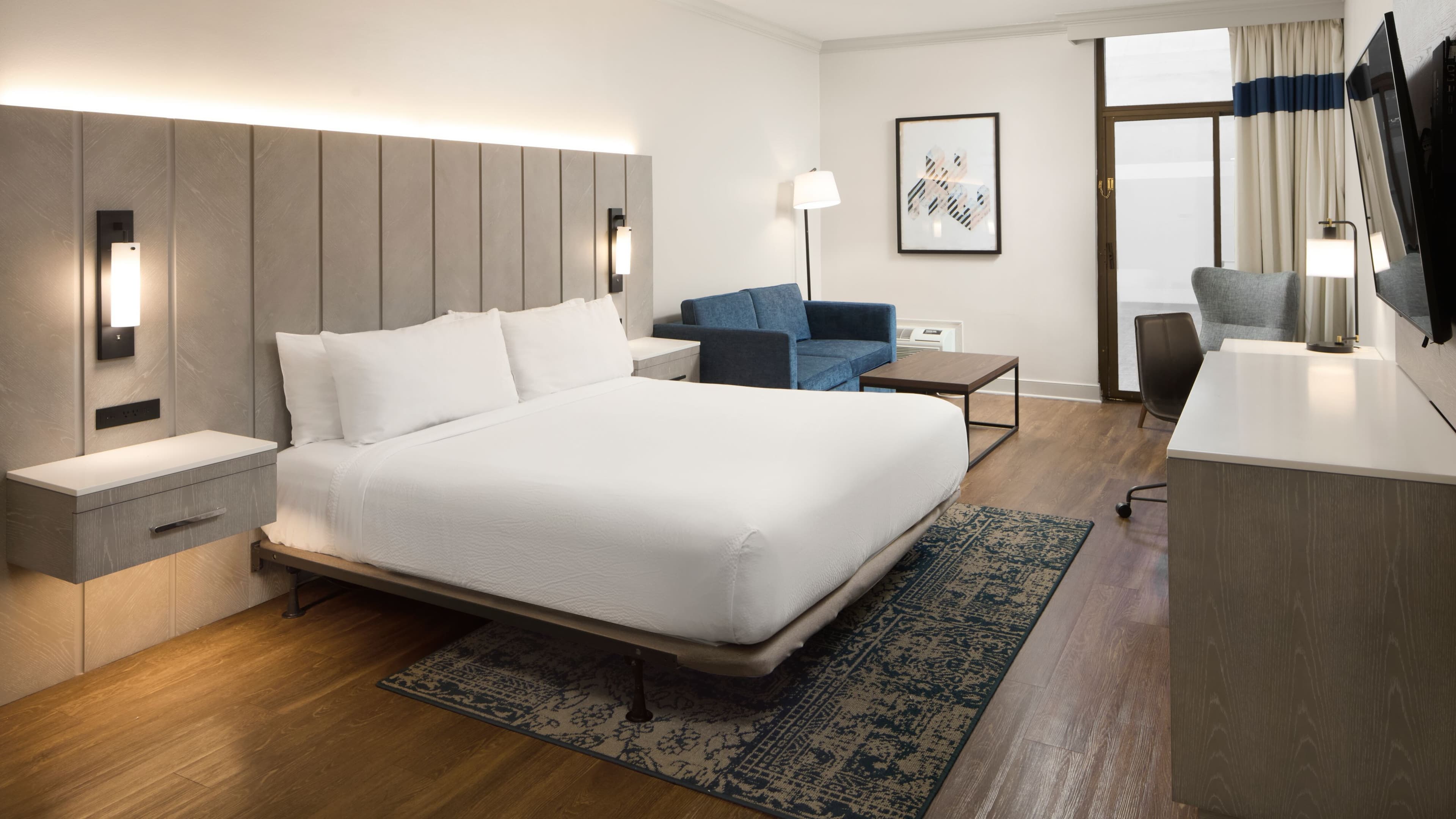 Four Points by Sheraton Richmond Airport — 11