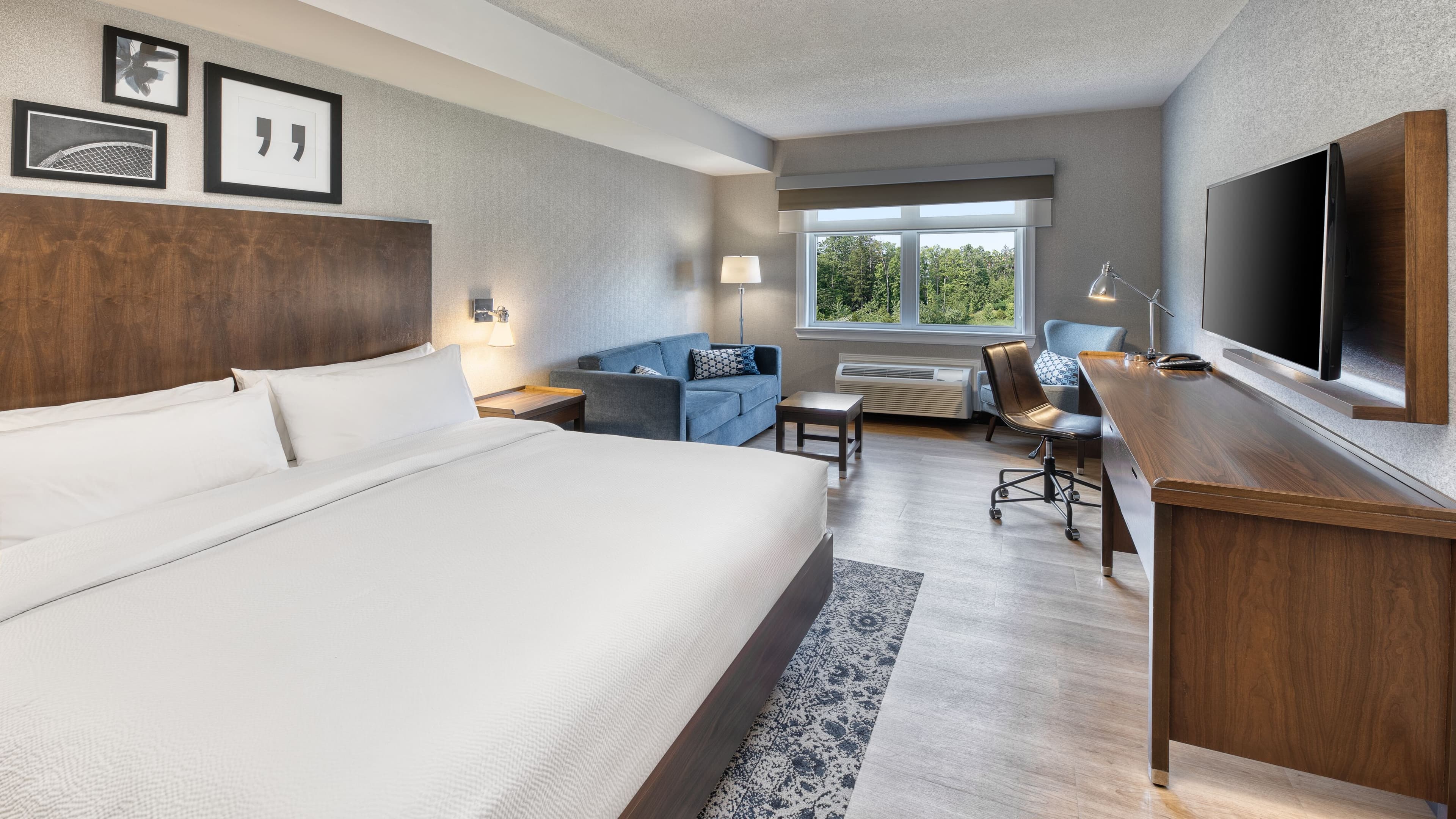 Four Points by Sheraton Barrie - Image 3