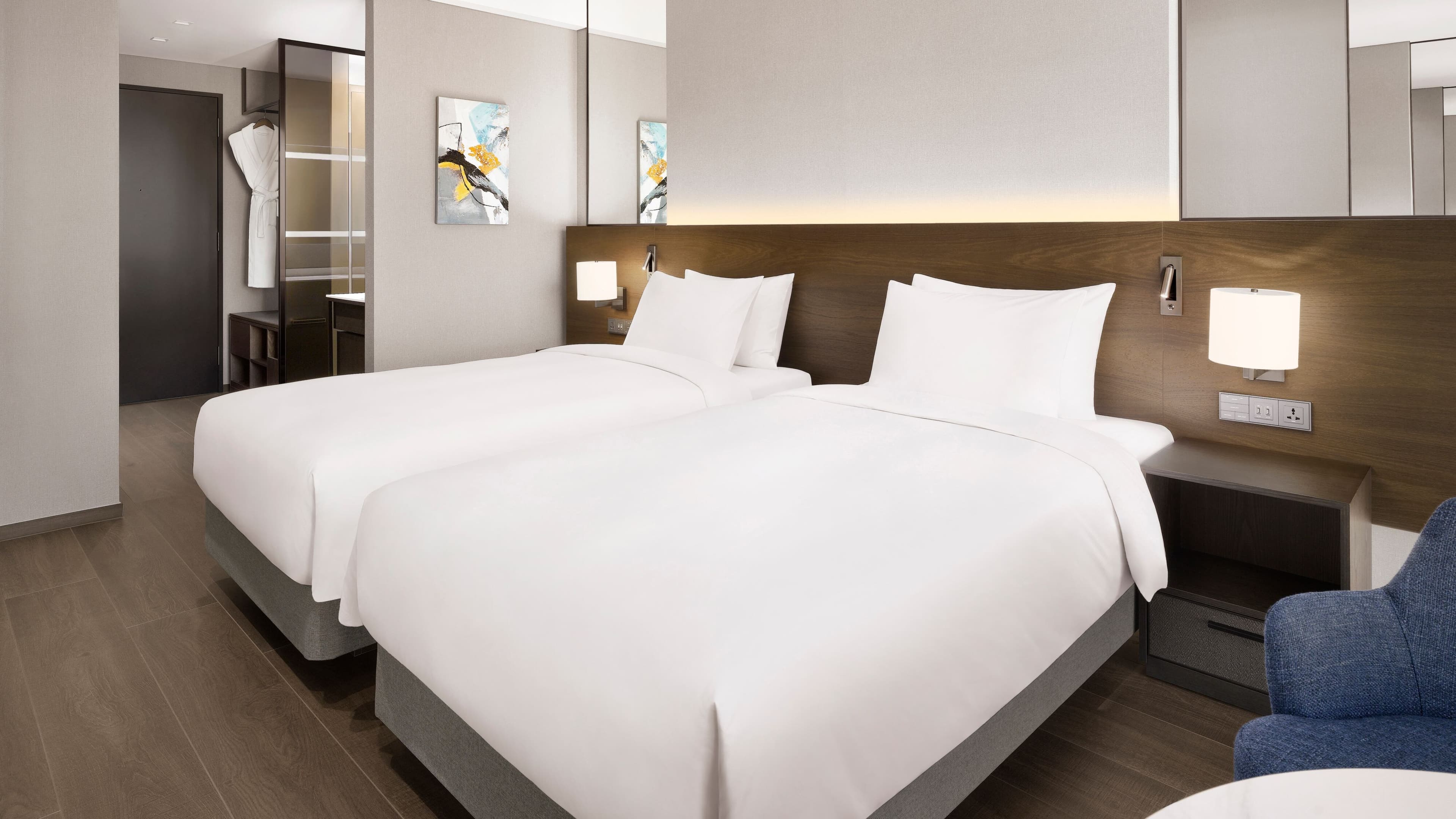 Four Points by Sheraton Suwon - Image 2