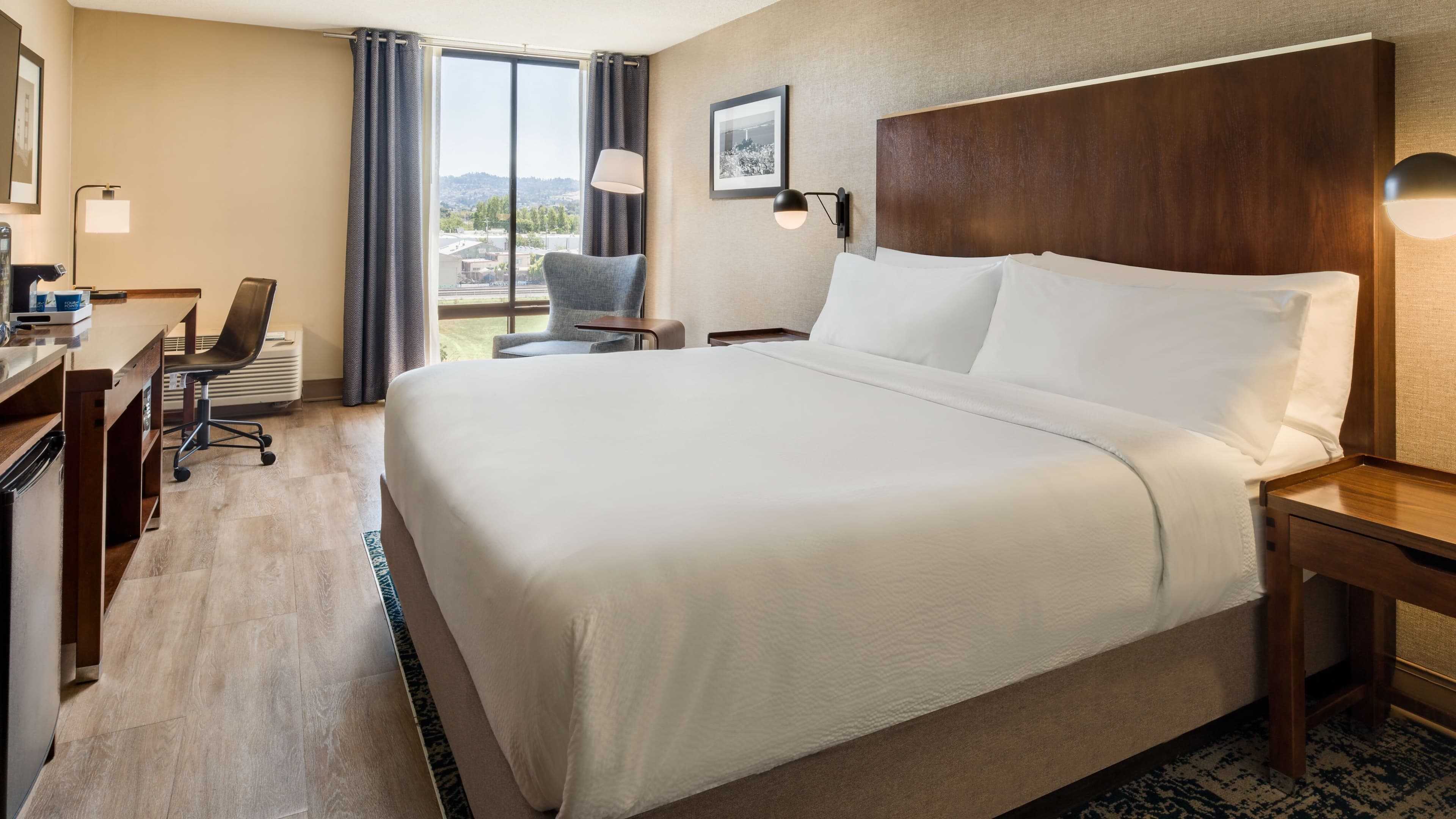 Four Points by Sheraton San Francisco Bay Bridge — 14