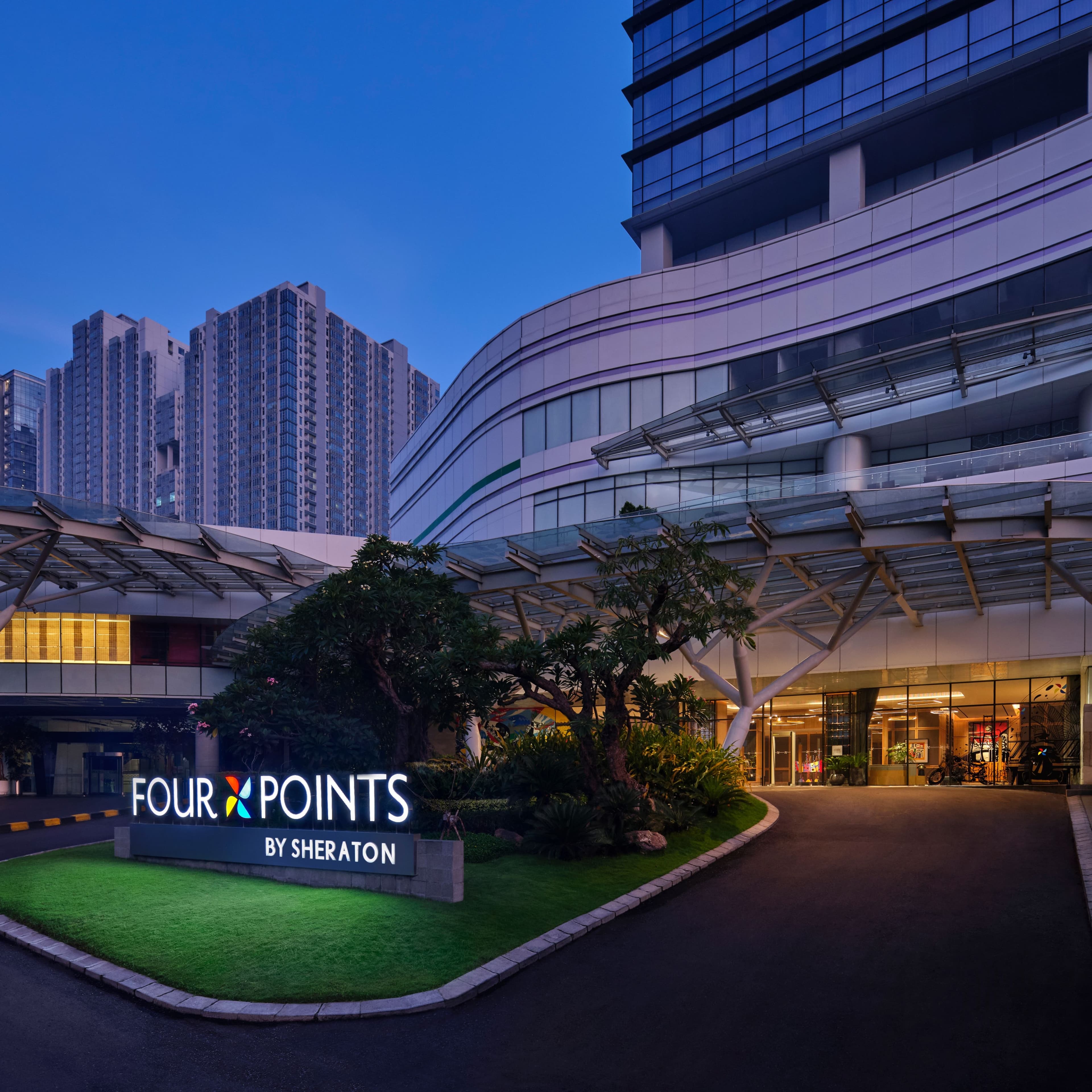 Four Points by Sheraton Surabaya, Pakuwon Indah - Image 1