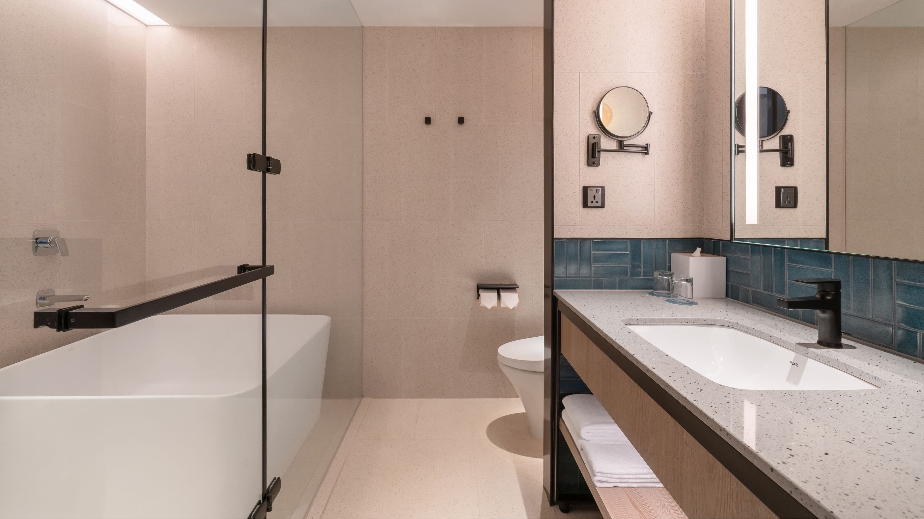 Standard Double Room - Image 2
