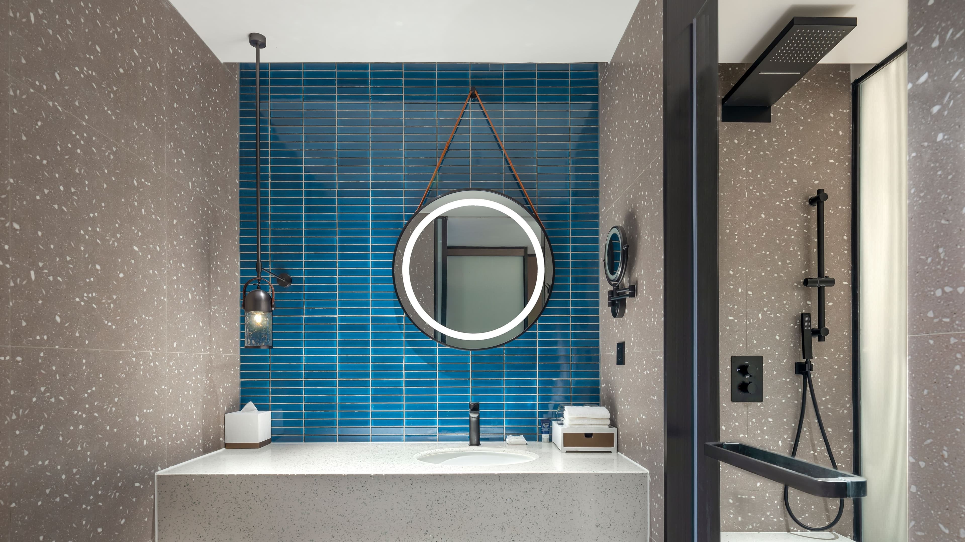 Four Points by Sheraton Urumqi - Image 3