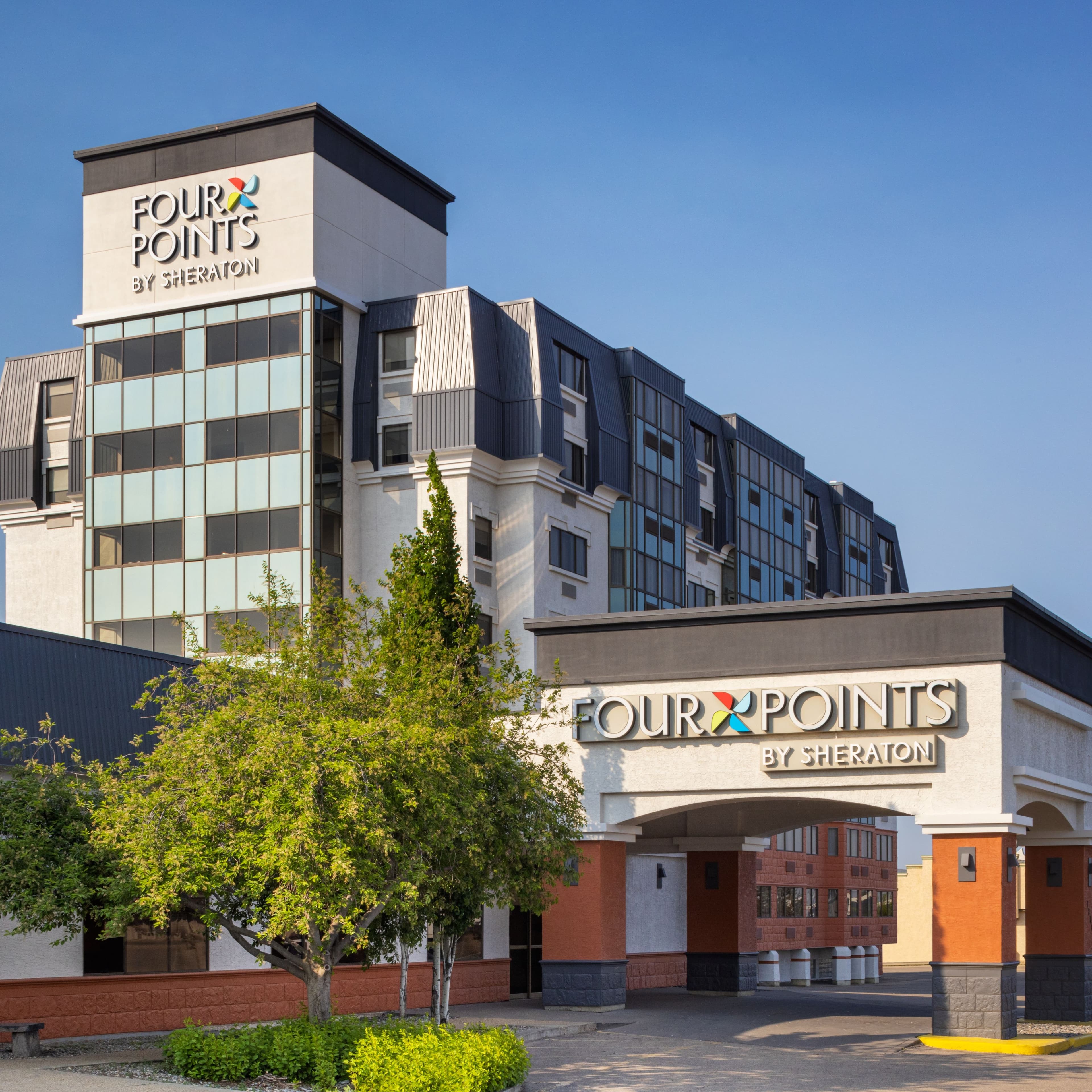 Four Points by Sheraton Edmonton South