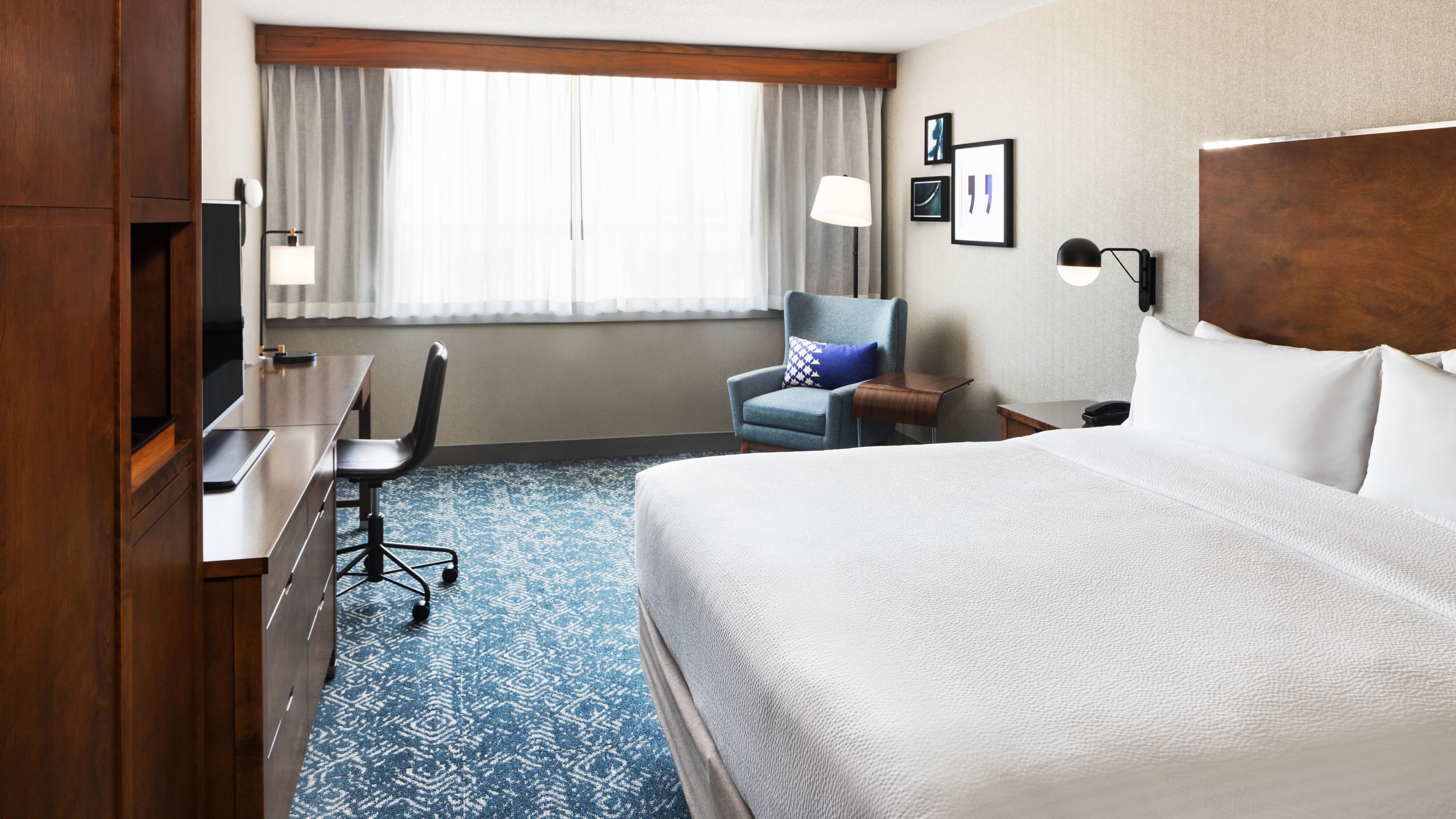Four Points by Sheraton Halifax - Image 3