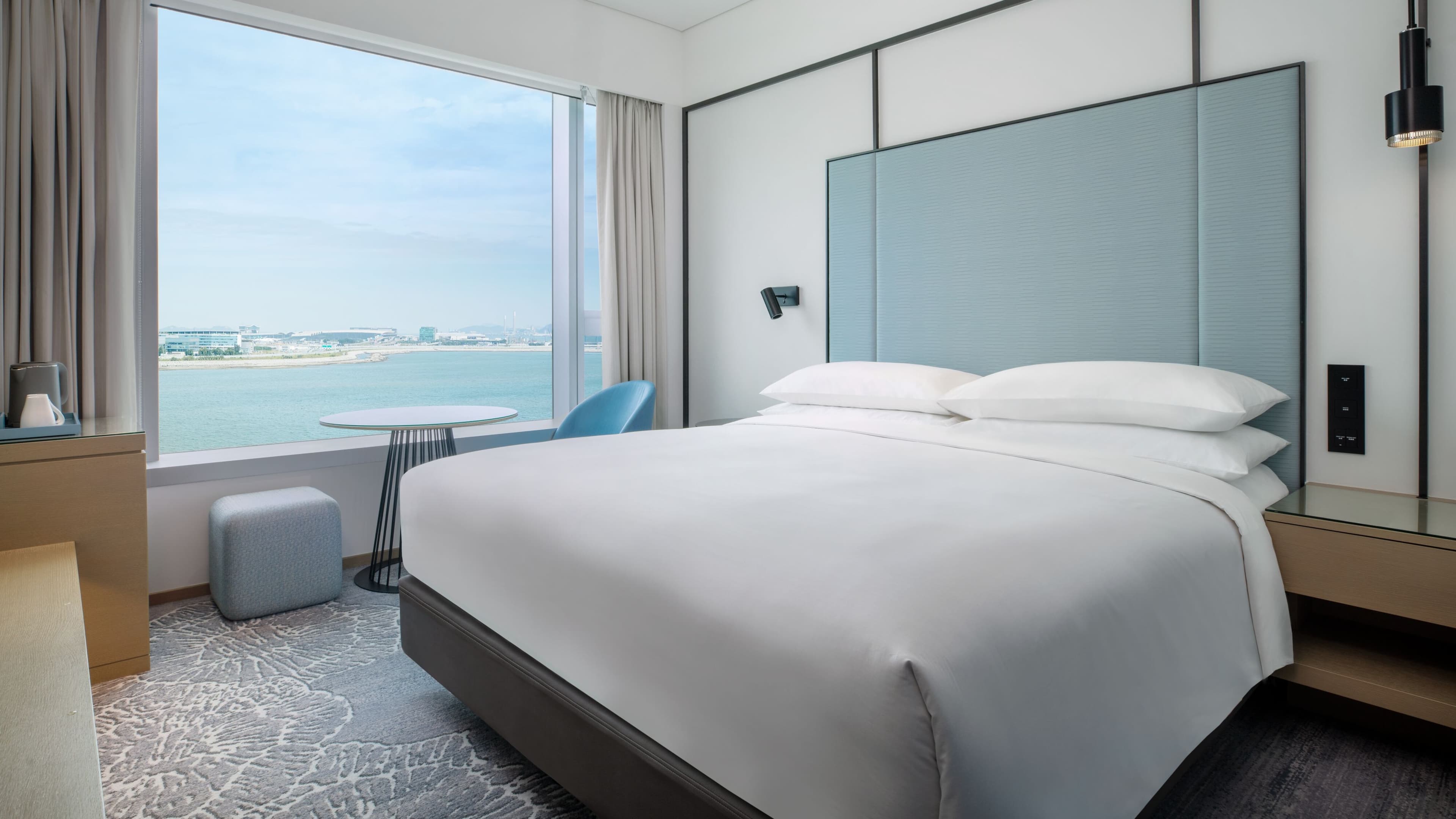 Four Points by Sheraton Hong Kong, Tung Chung - Image 2