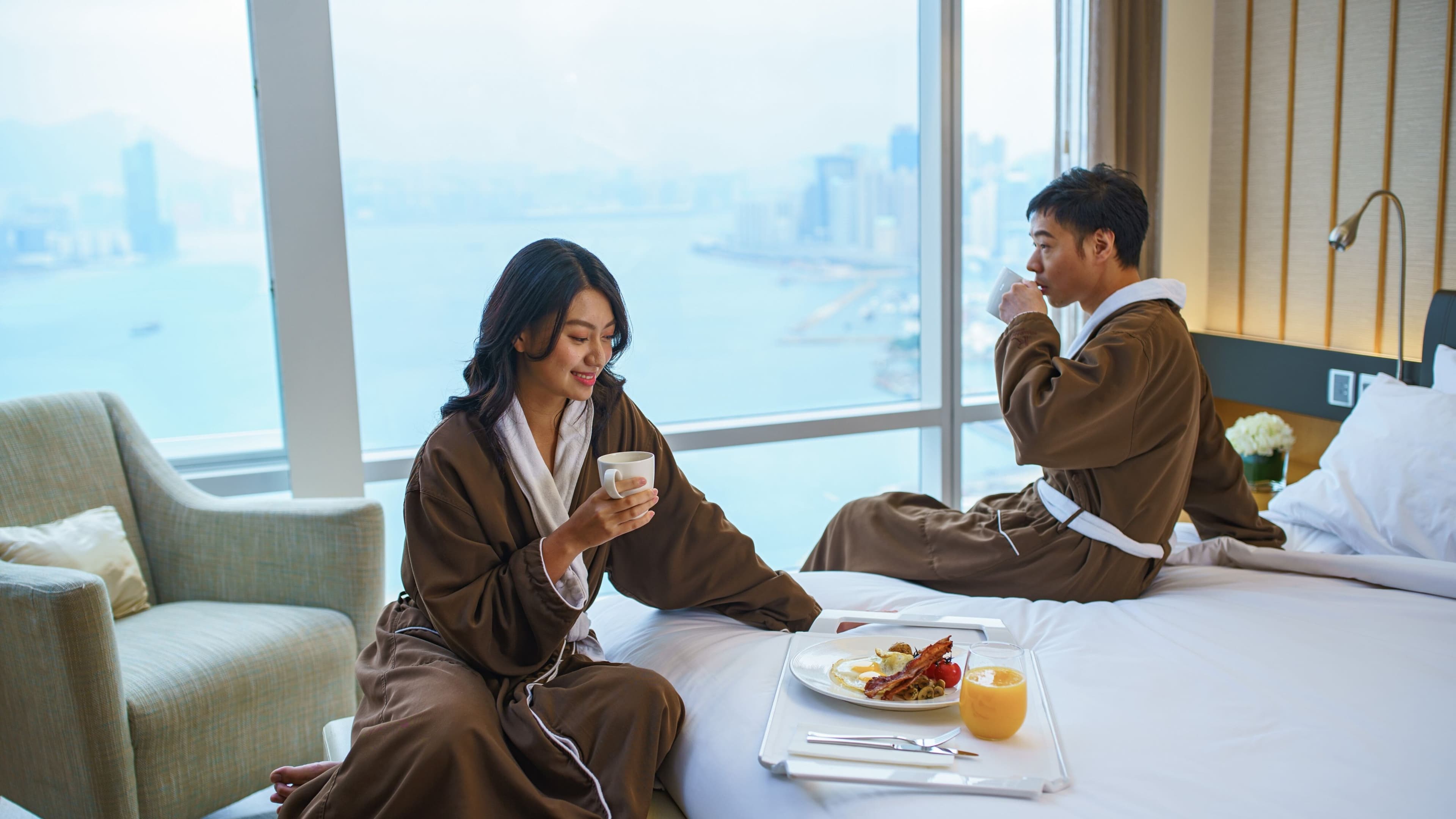 Renaissance Hong Kong Harbour View Hotel — 18