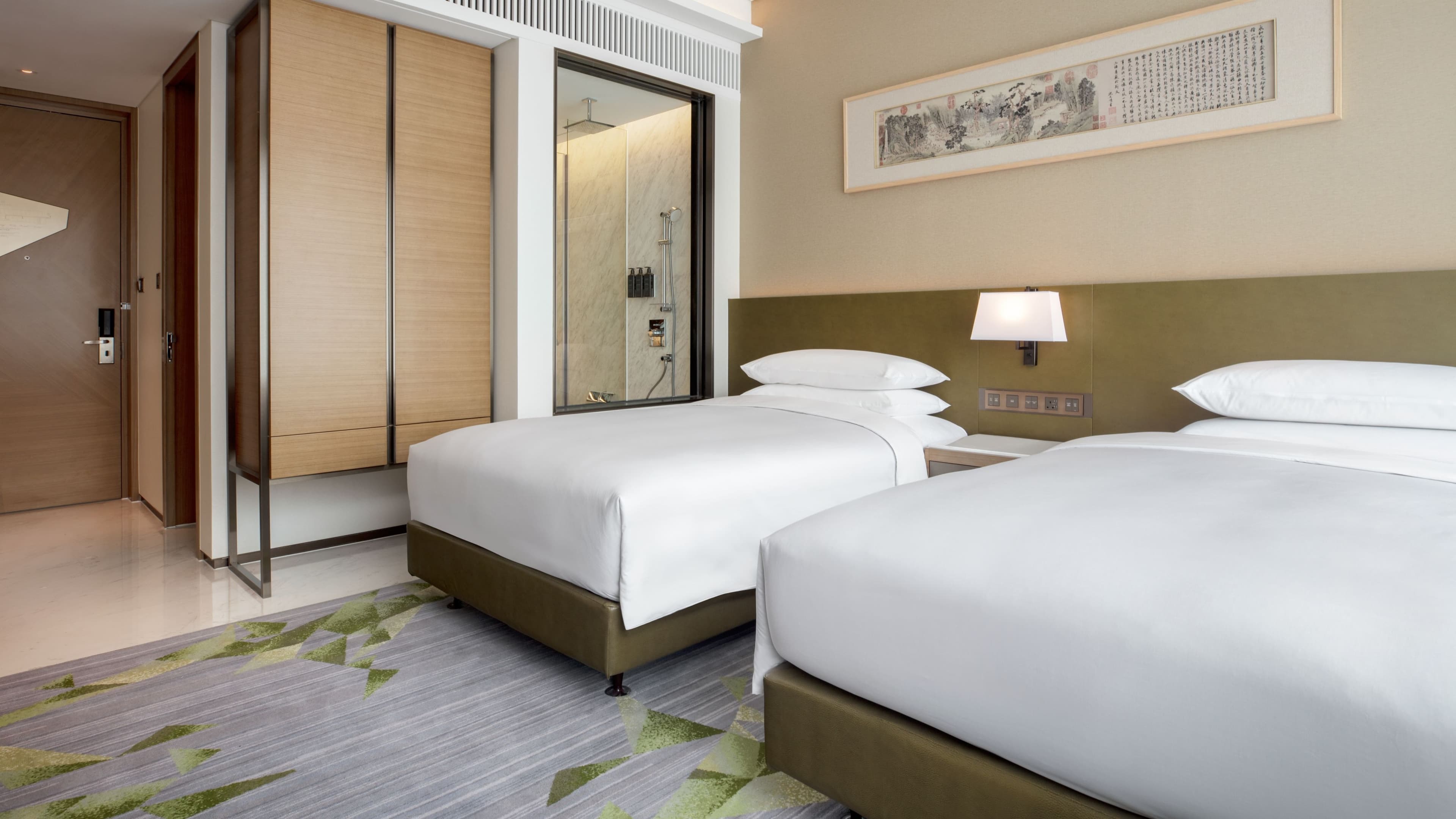 Sheraton Hong Kong Tung Chung Hotel - Image 3