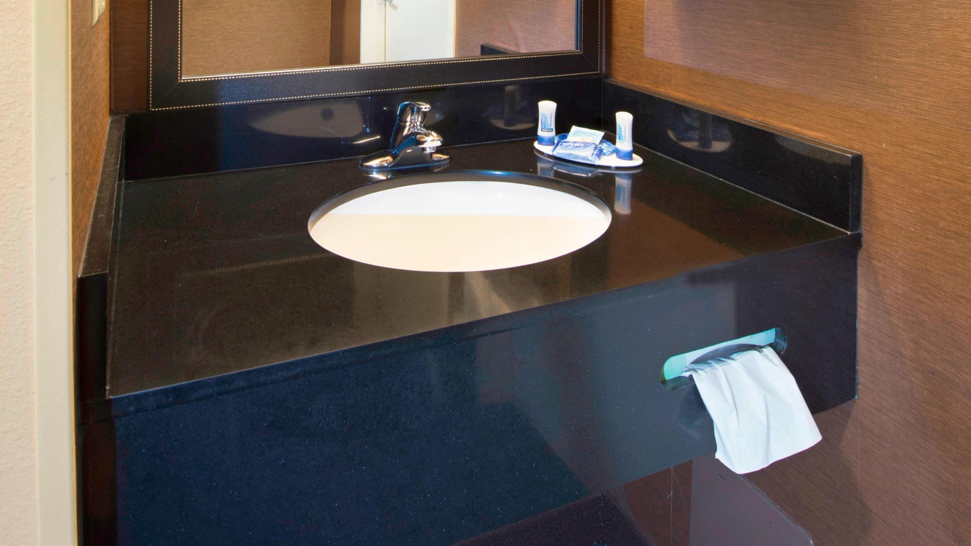 Fairfield Inn Huntsville - Image 4