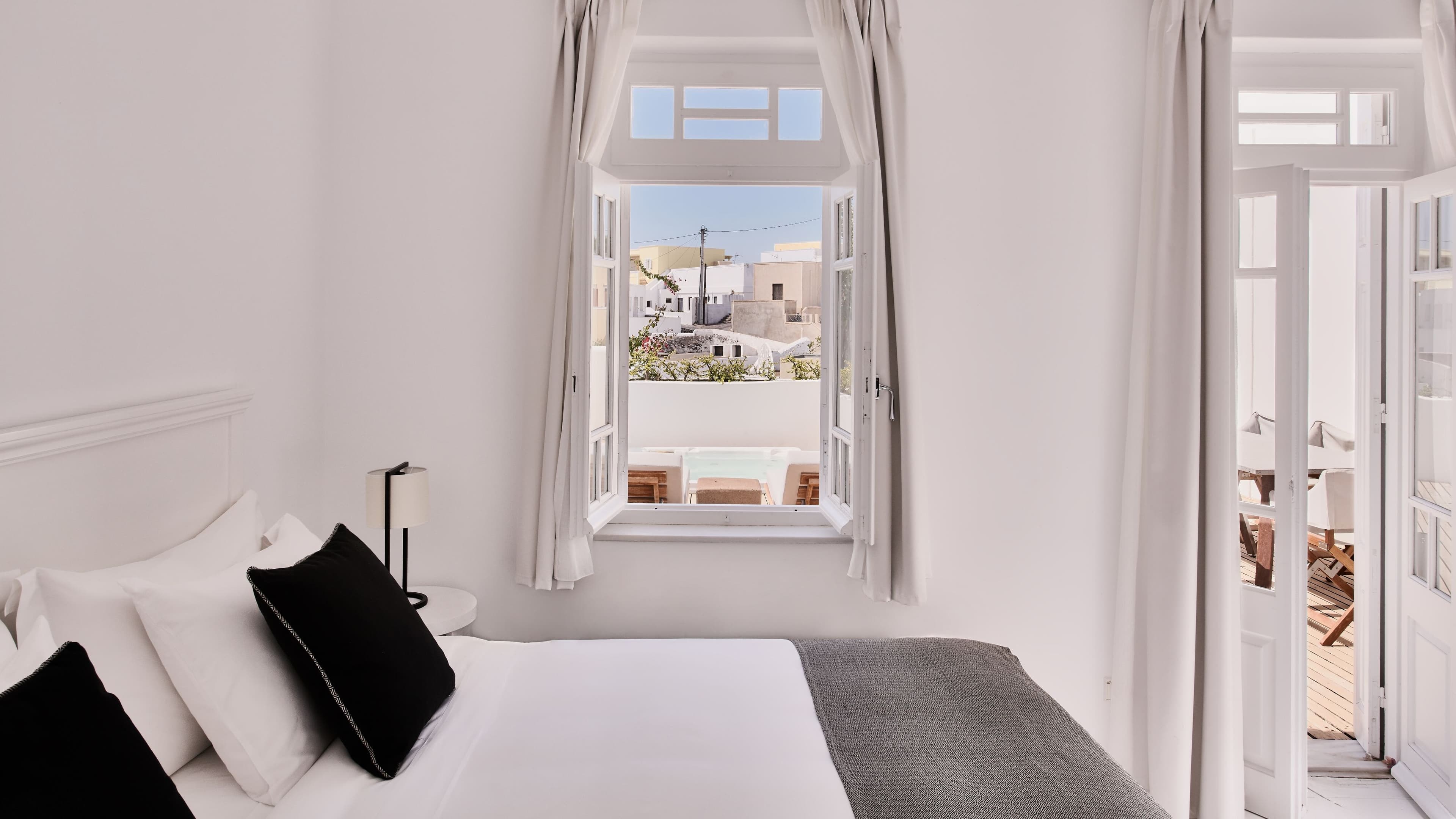 Vedema, a Luxury Collection Resort, Santorini — 37