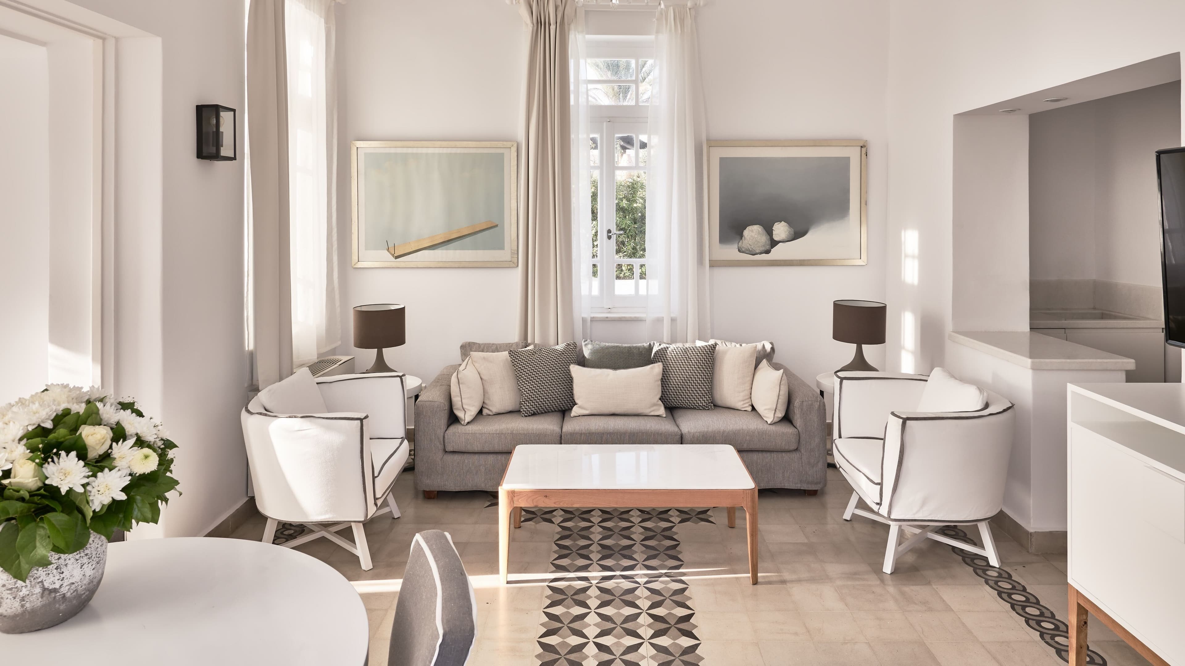Vedema, a Luxury Collection Resort, Santorini — 36