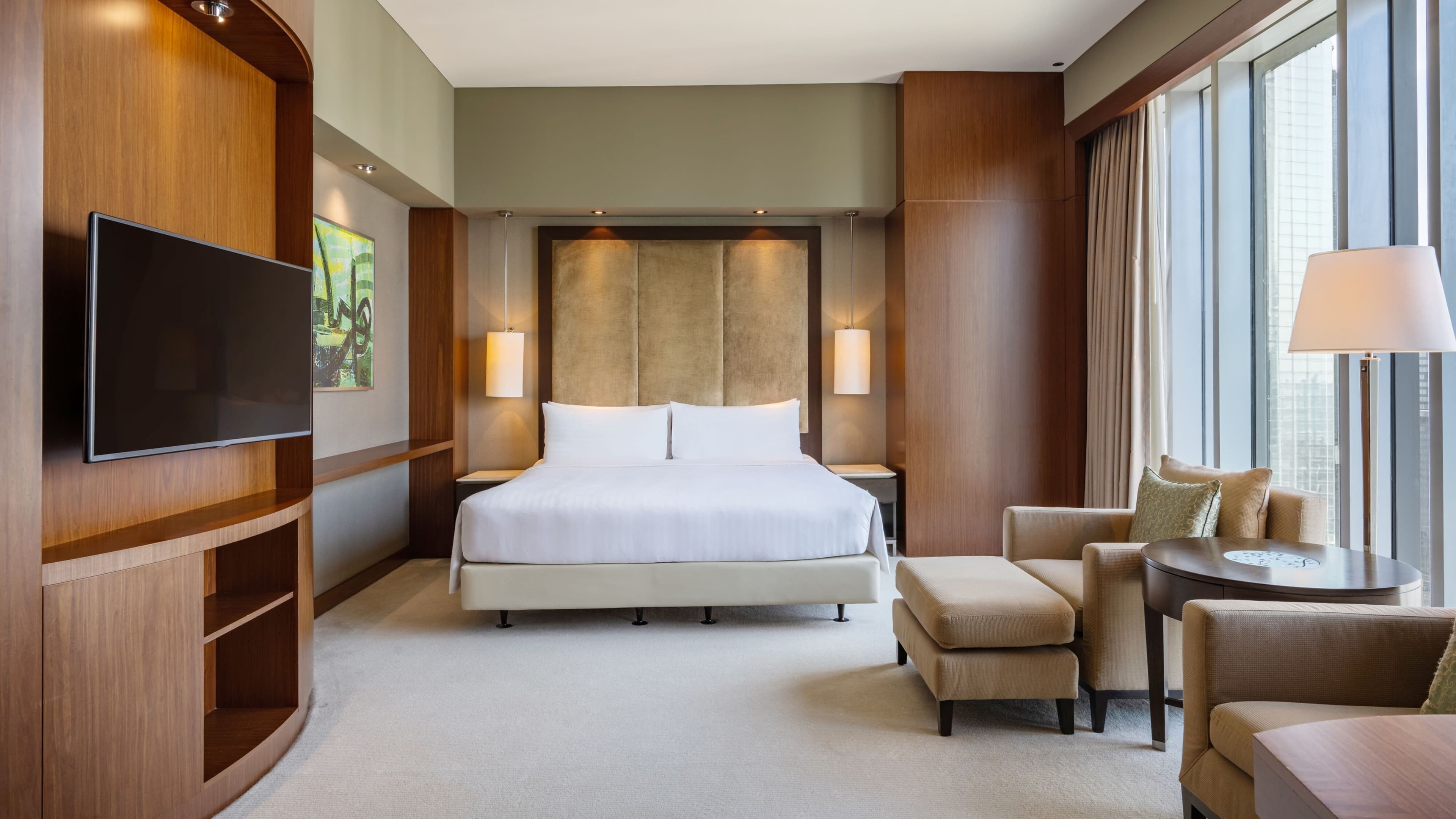 Deluxe Guest room - Image 5