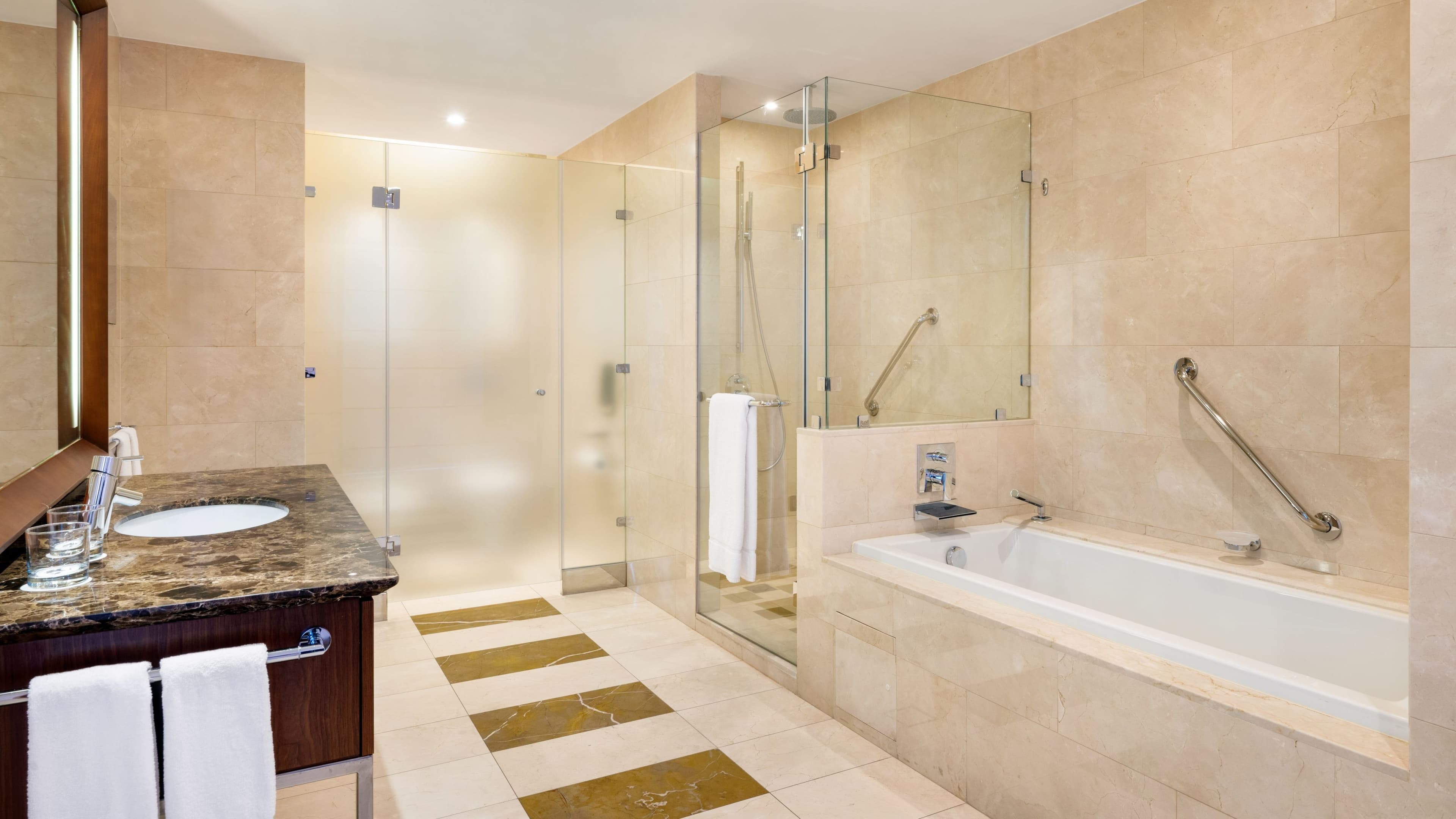 JW Marriott Marquis City Center Doha - Image 5