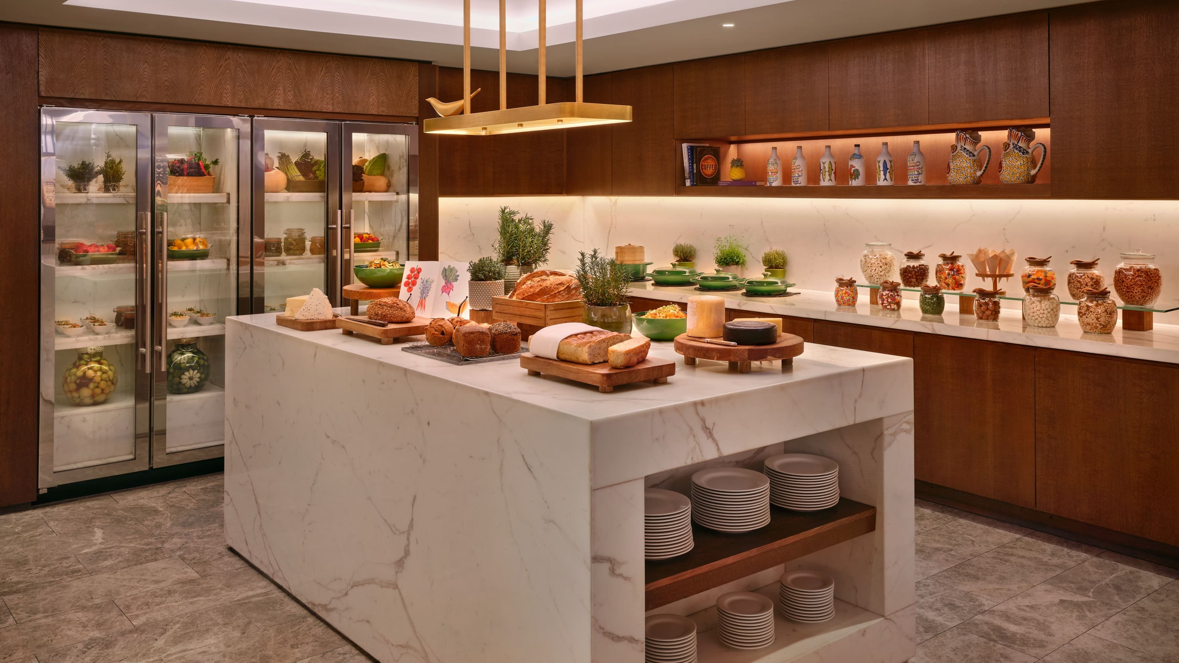 Executive Suite - Image 4