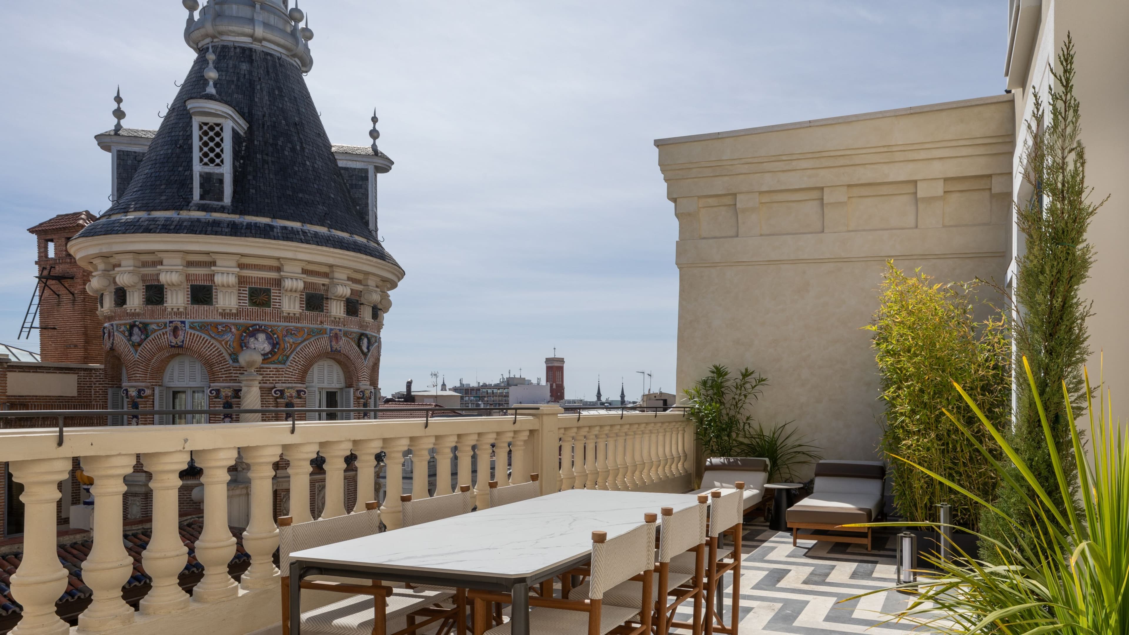 JW Marriott Hotel Madrid — 87