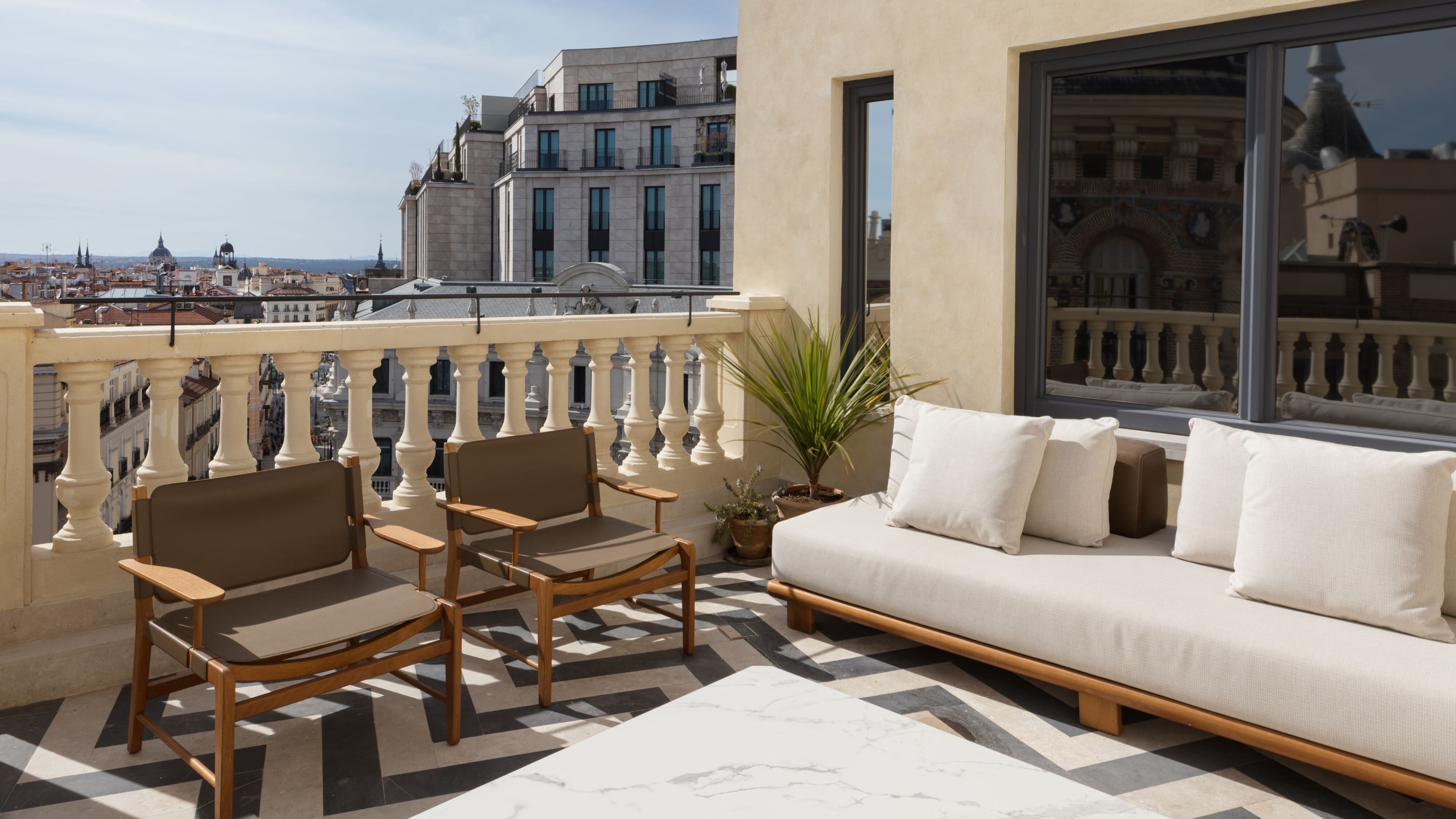 JW Marriott Hotel Madrid — 37