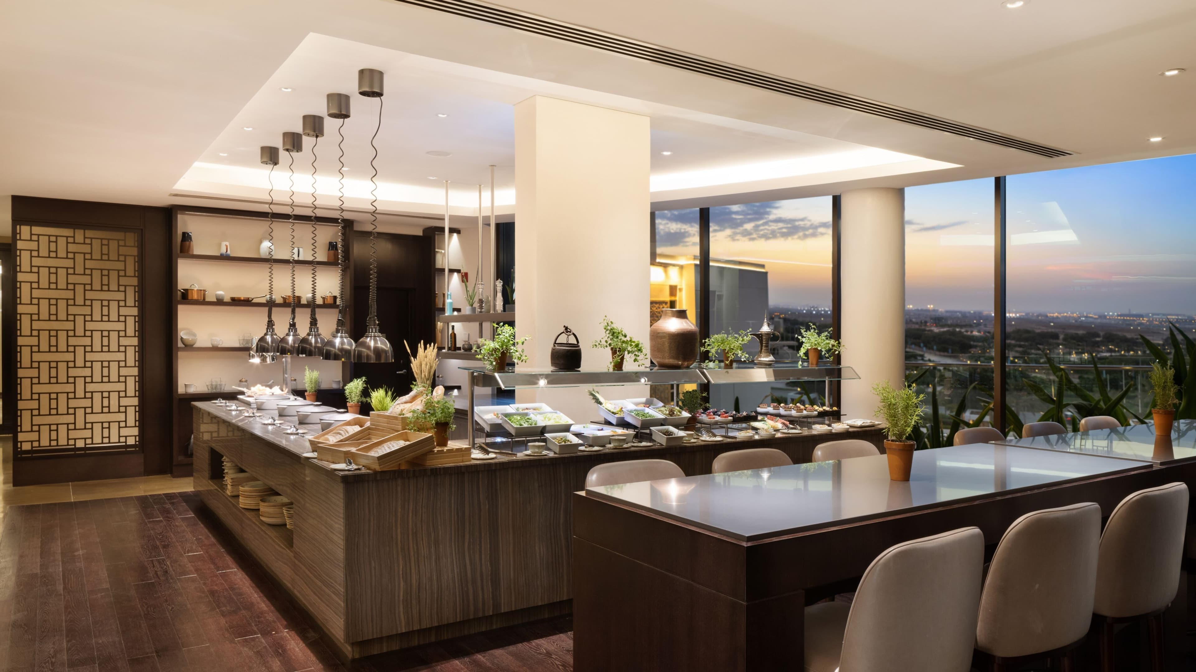Executive-level Room - Image 11