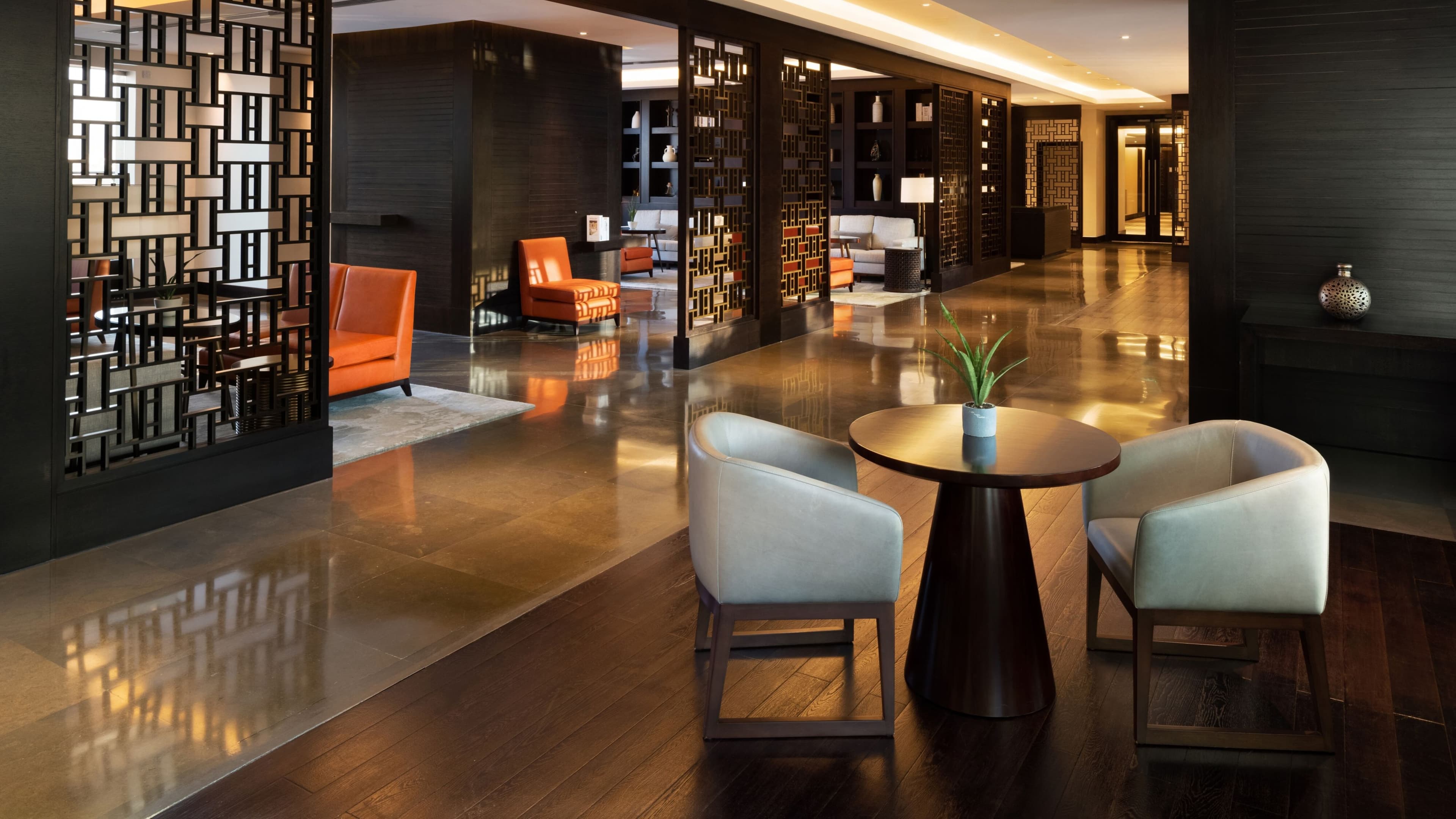 Executive-level Room - Image 7
