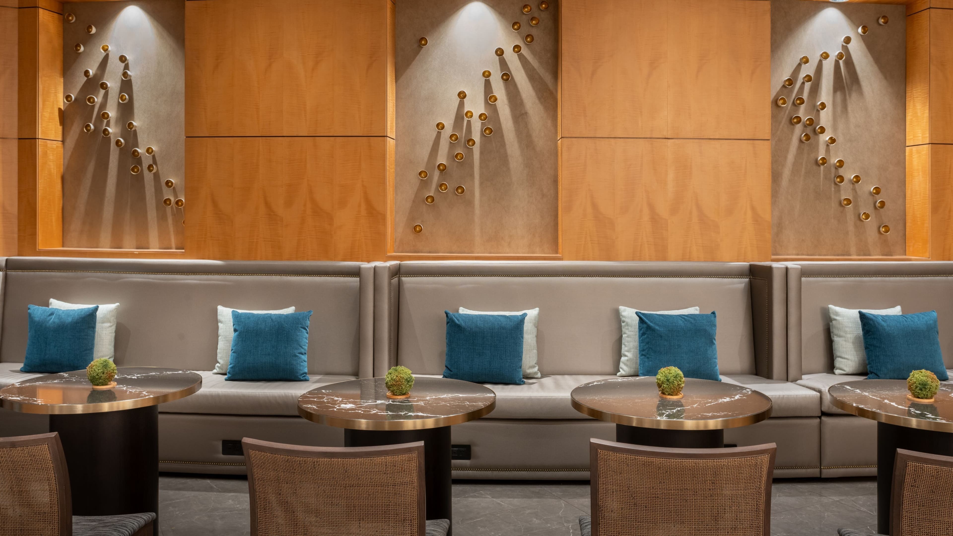 JW Marriott Marquis Miami — 13