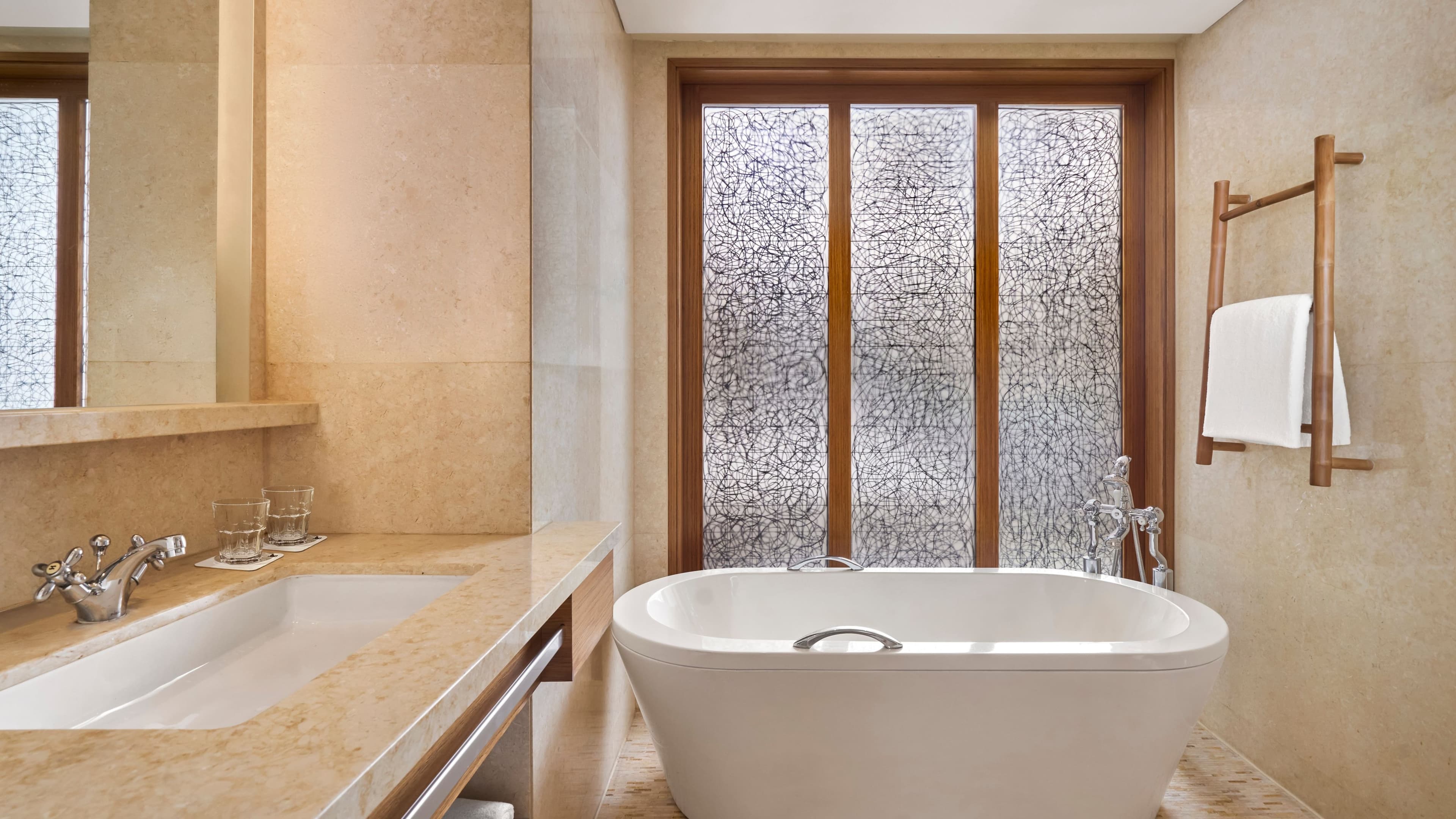 JW Marriott Hotel & Suites Saigon — 17