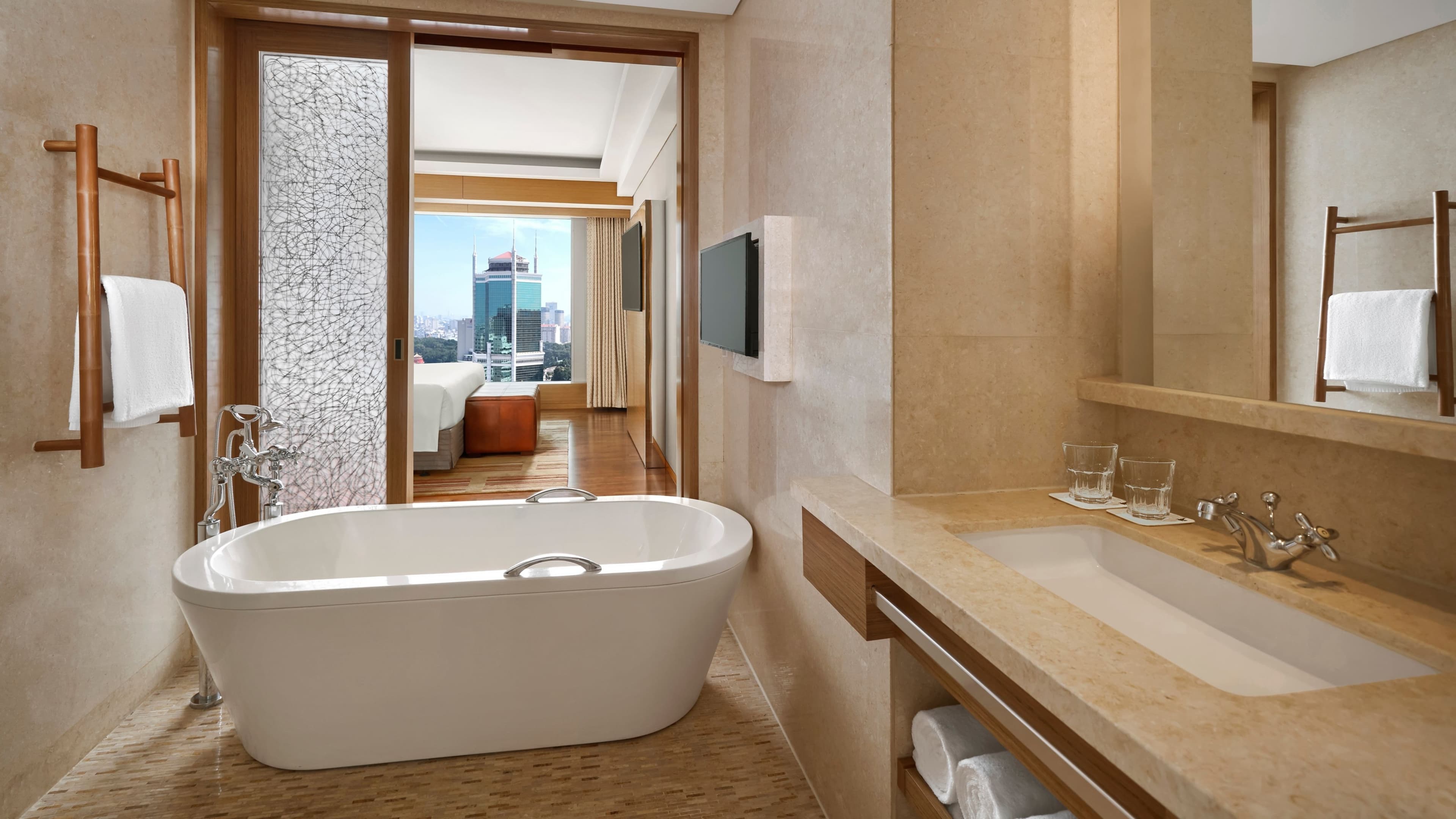 JW Marriott Hotel & Suites Saigon — 43