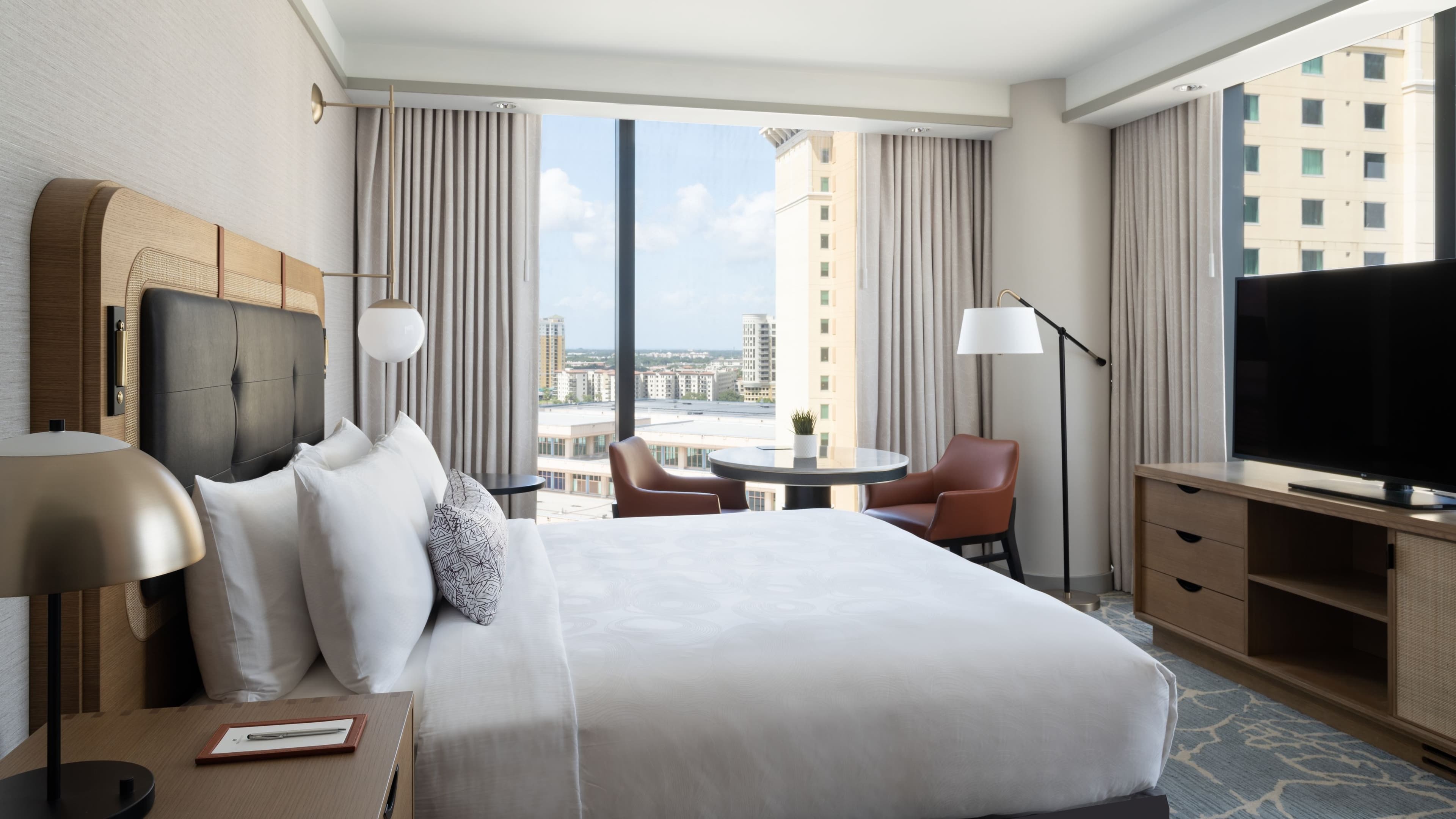 JW Marriott Tampa Water Street - Image 2