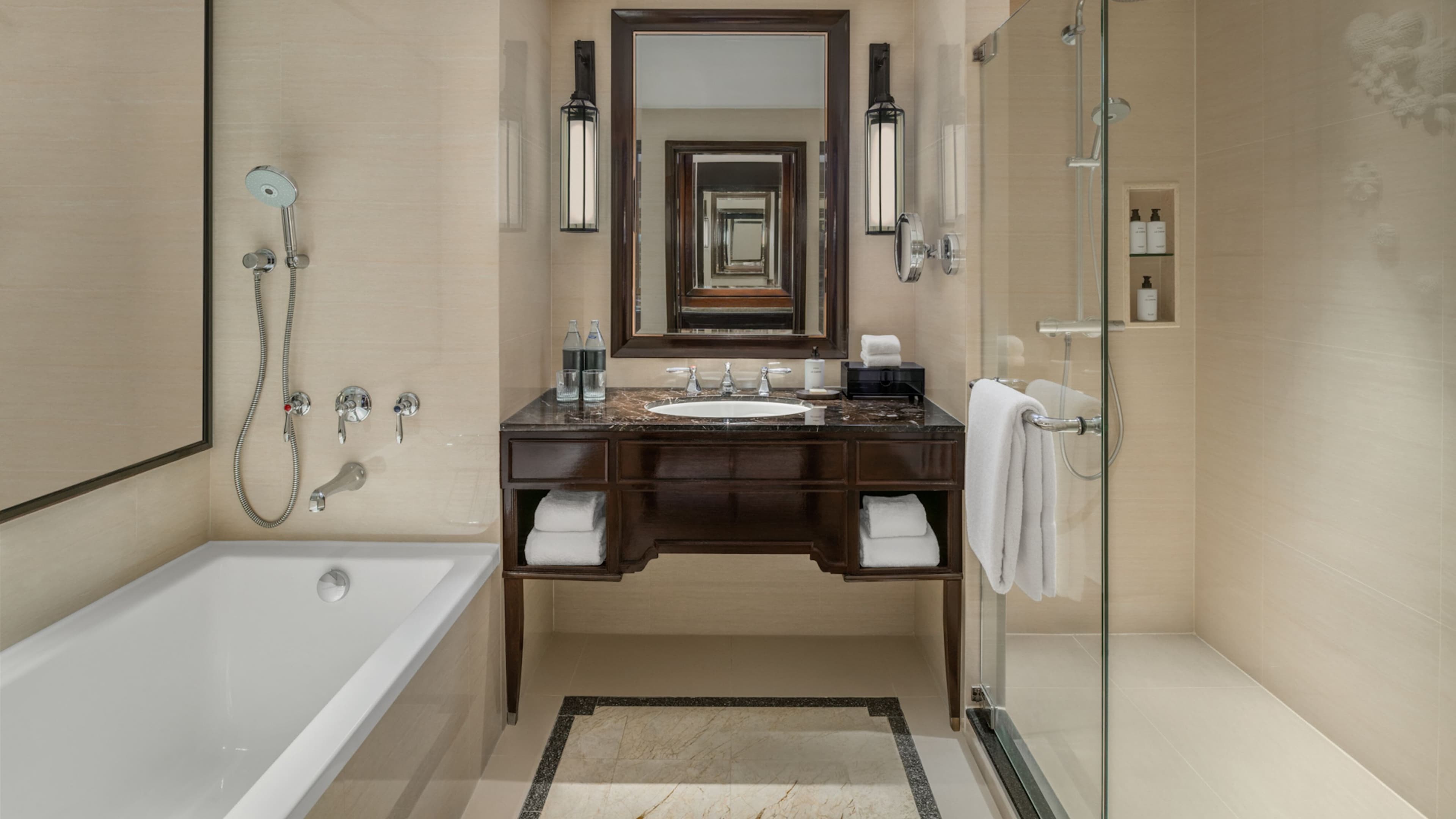 Athenee - Image 6