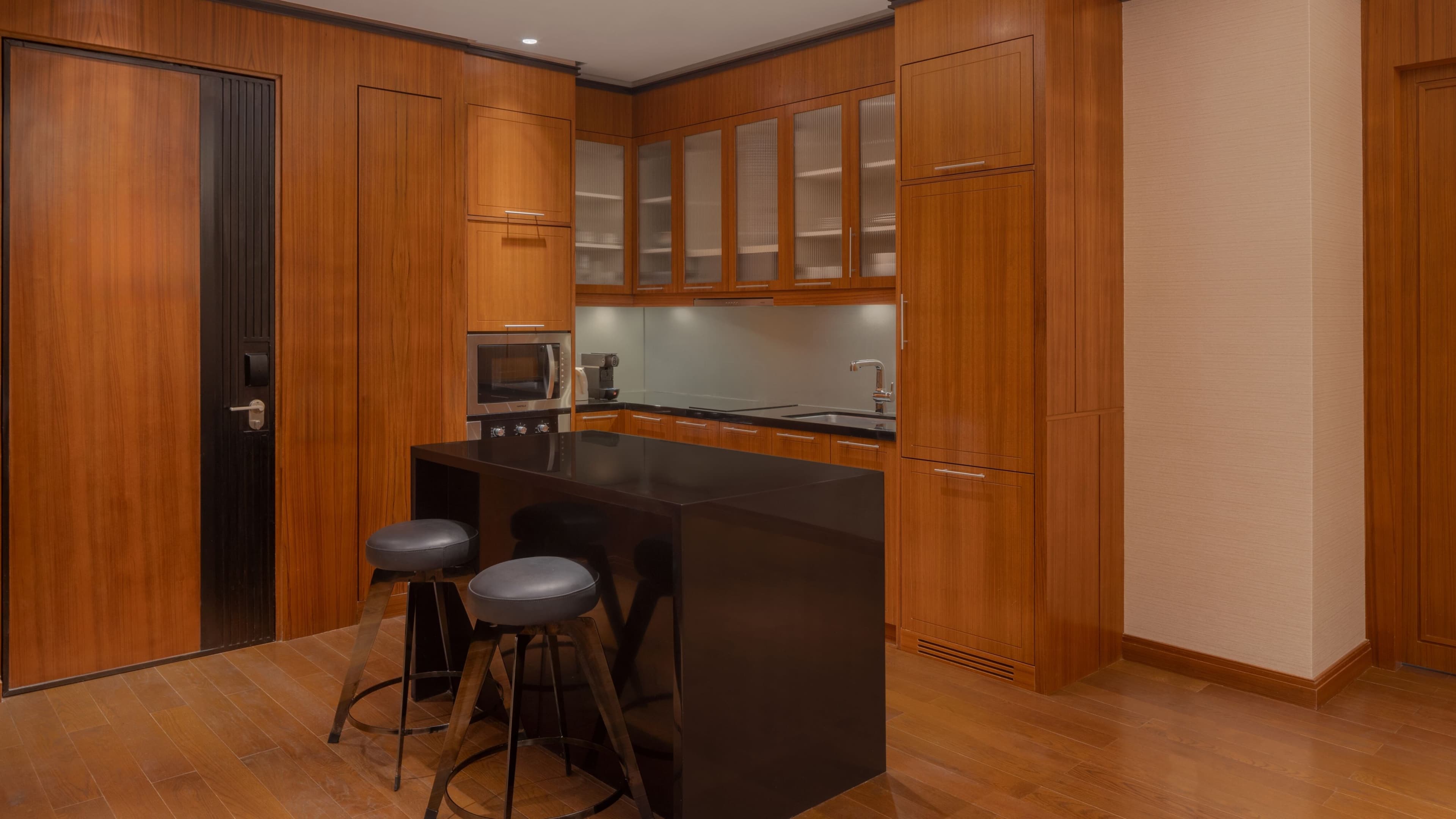 ITC Ratnadipa, a Luxury Collection Hotel, Colombo — 11