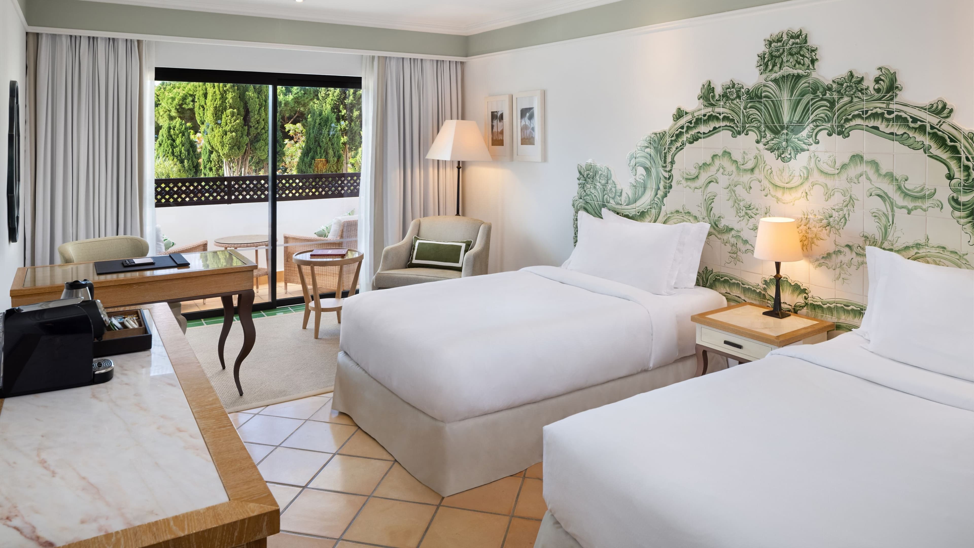 Deluxe Room Resort View - Image 2