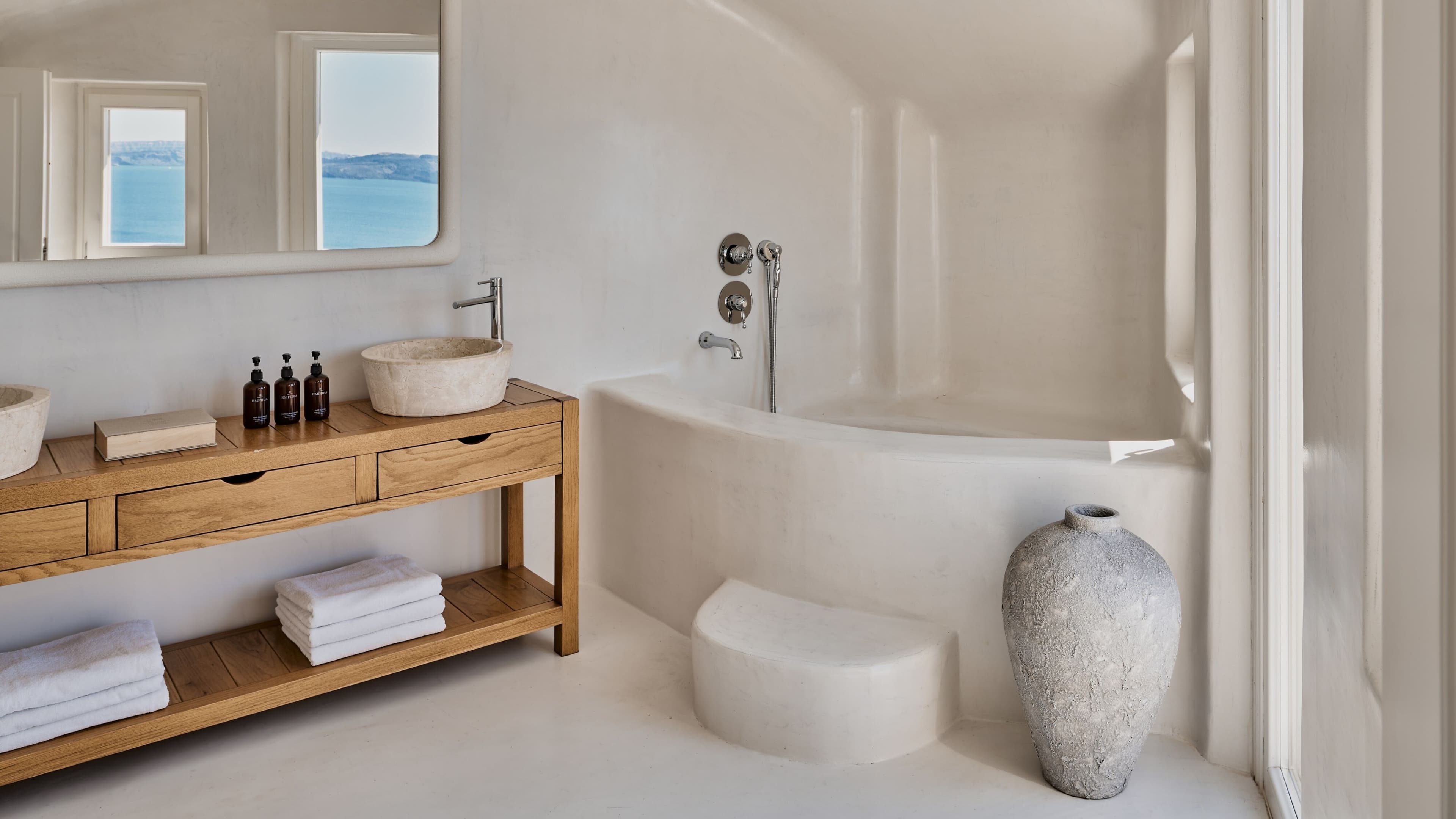 Mystique, a Luxury Collection Hotel, Santorini — 28