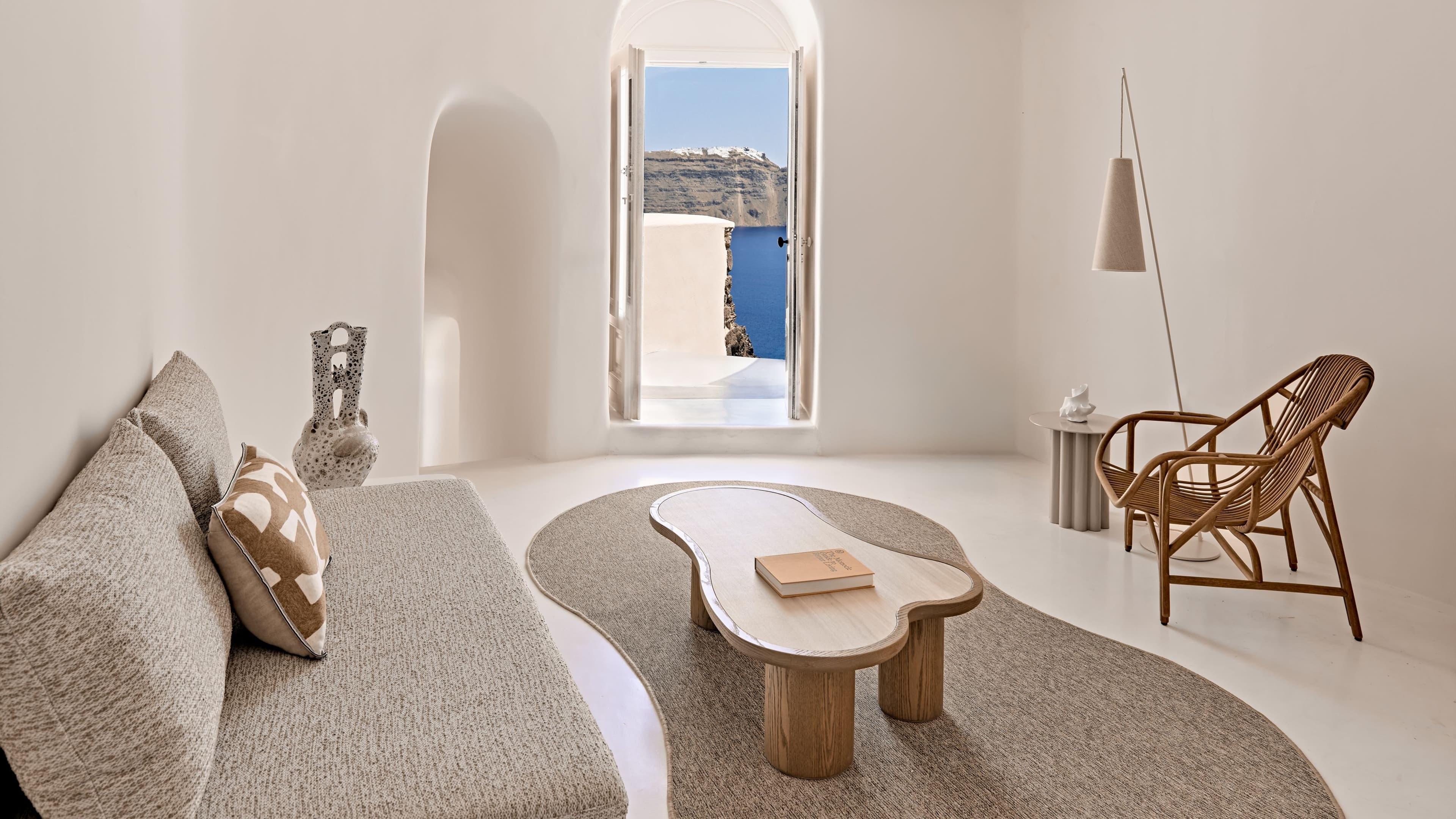 Mystique, a Luxury Collection Hotel, Santorini — 37