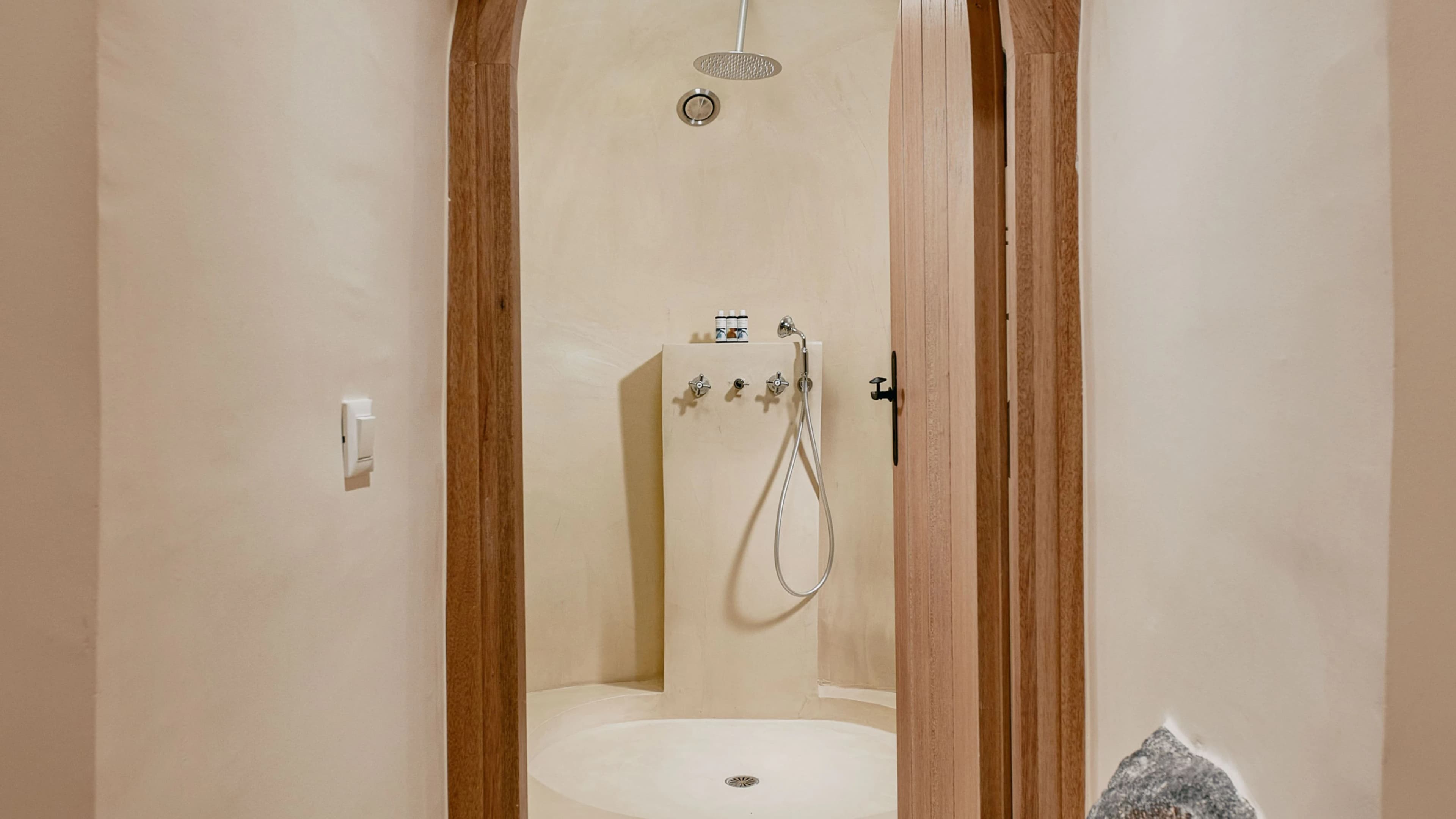 Mystique, a Luxury Collection Hotel, Santorini — 28