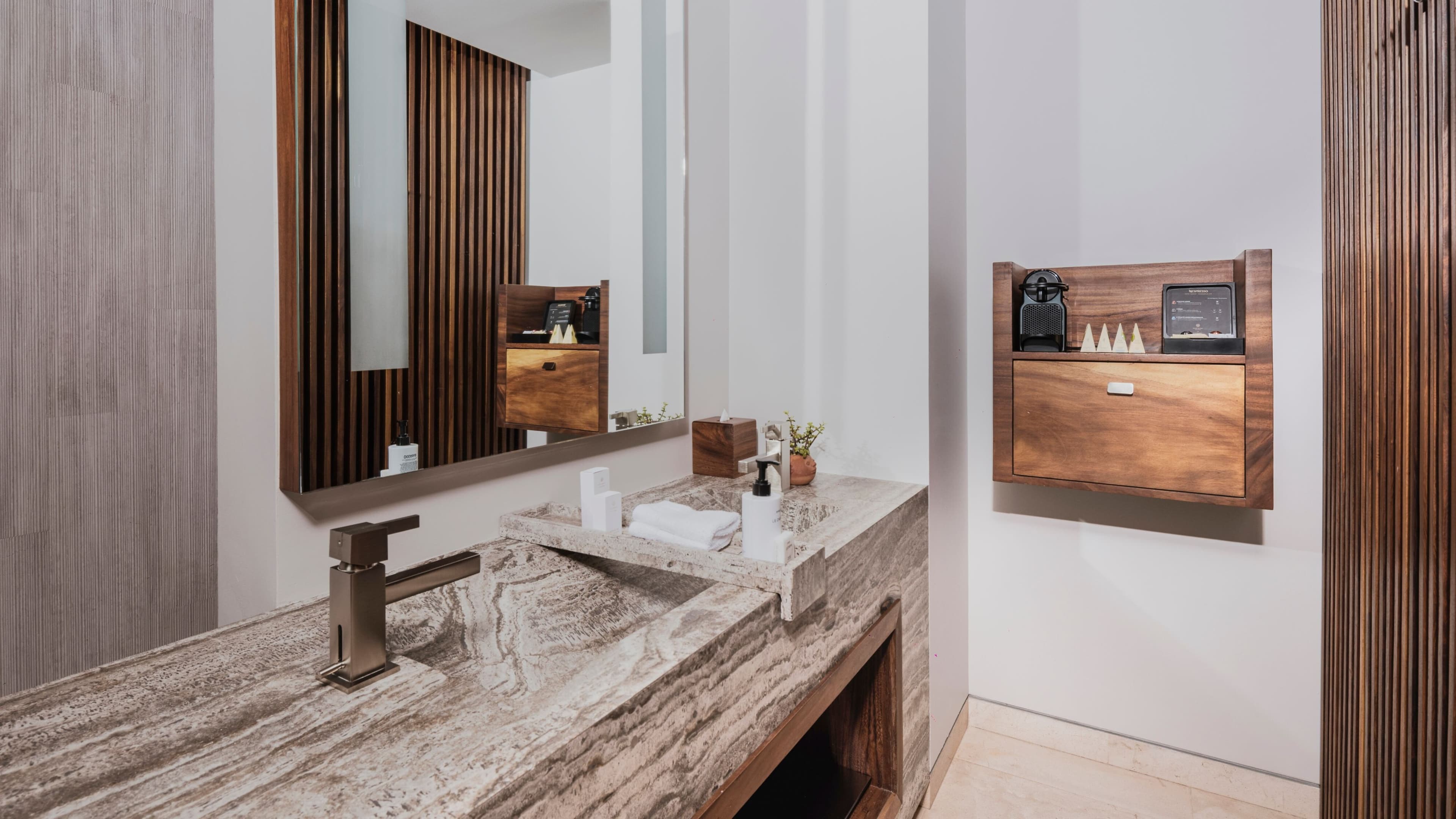 Solaz, a Luxury Collection Resort, Los Cabos — 11