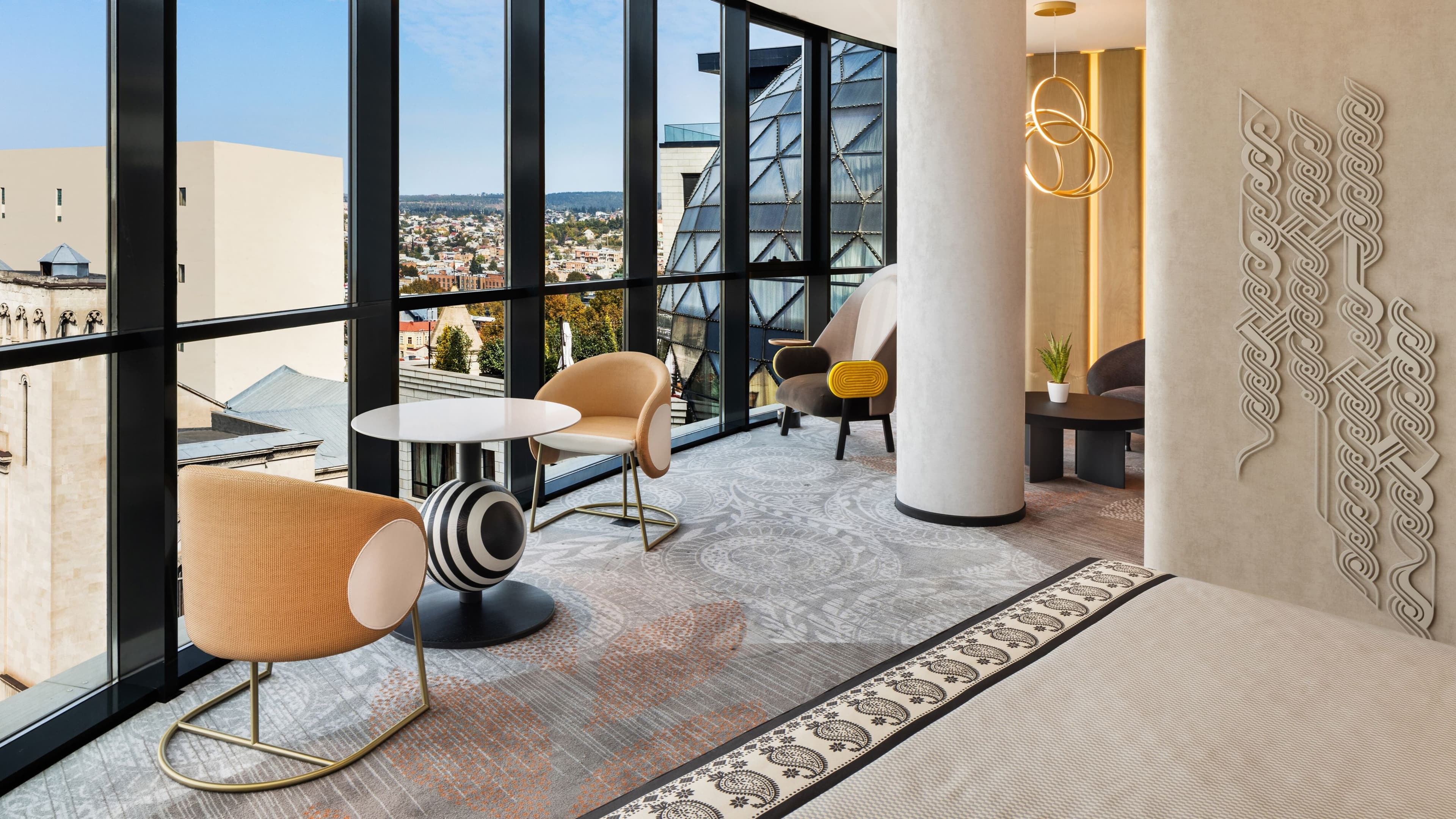 Paragraph Freedom Square, a Luxury Collection Hotel, Tbilisi - Image 4