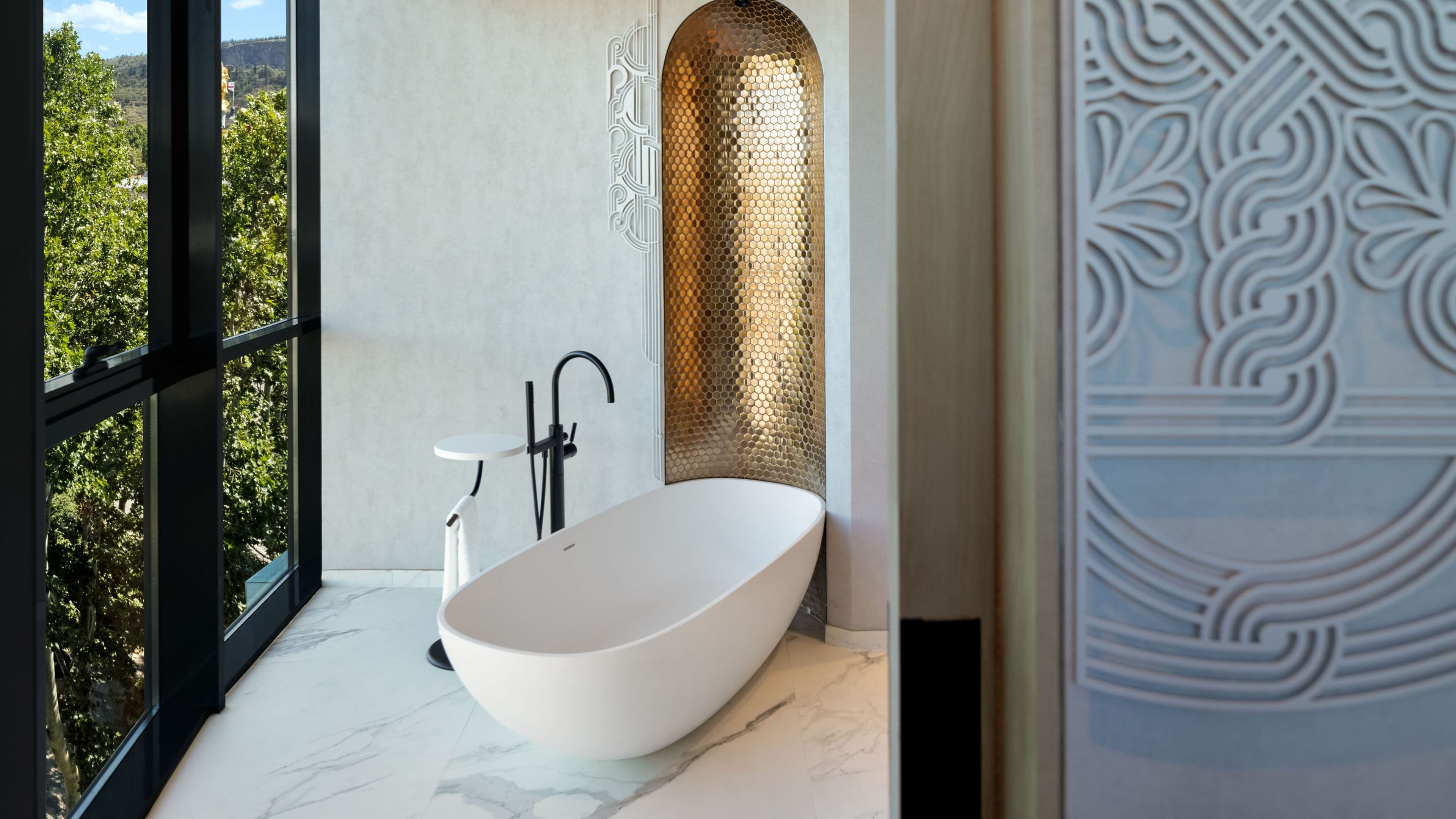 Paragraph Freedom Square, a Luxury Collection Hotel, Tbilisi — 21